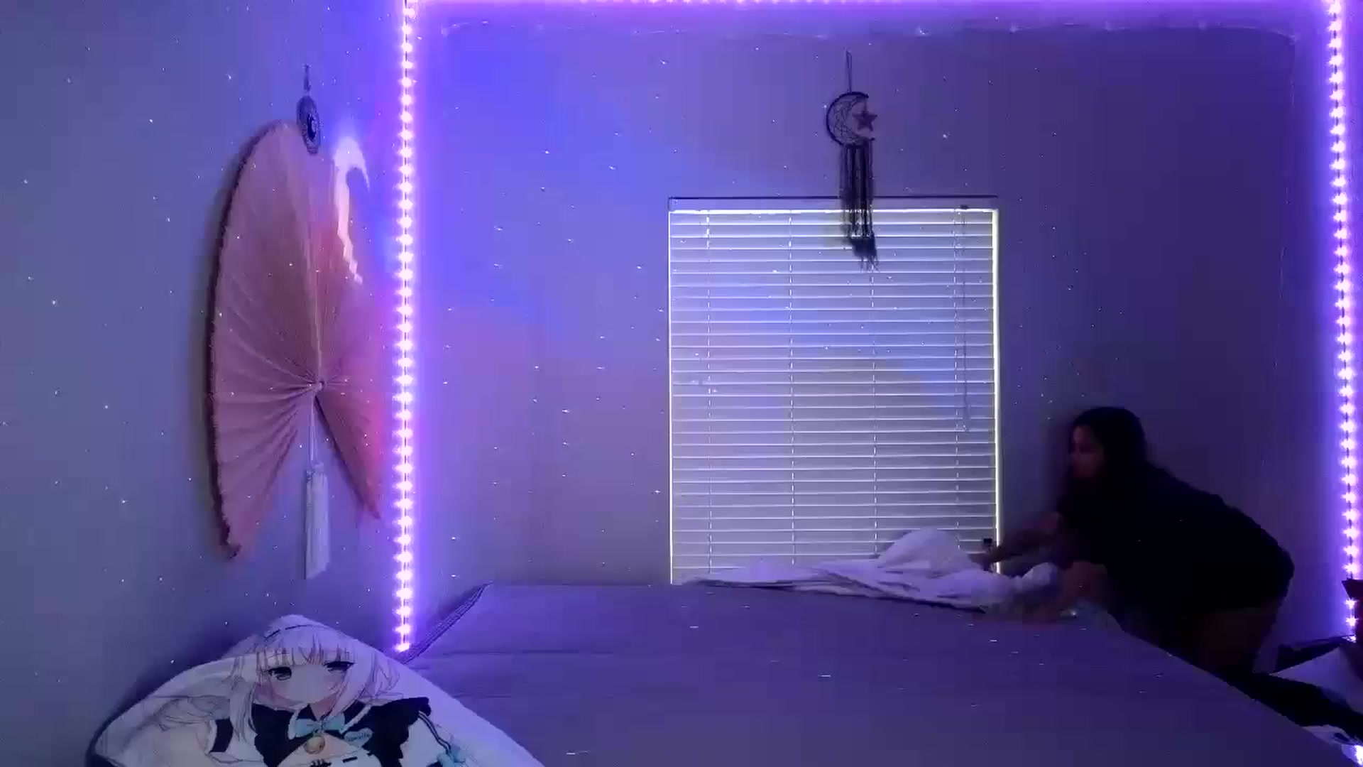 Gallery image thumbnail from dolllface's myfreecams stream on, 07/04/2024, 11:44 image 19 of 20