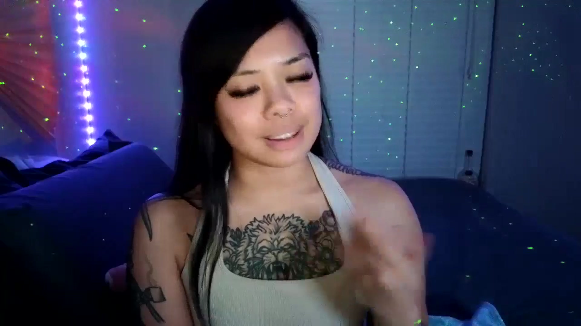 Gallery image thumbnail from dolllface's myfreecams stream on, 07/05/2024, 07:37 image 16 of 20