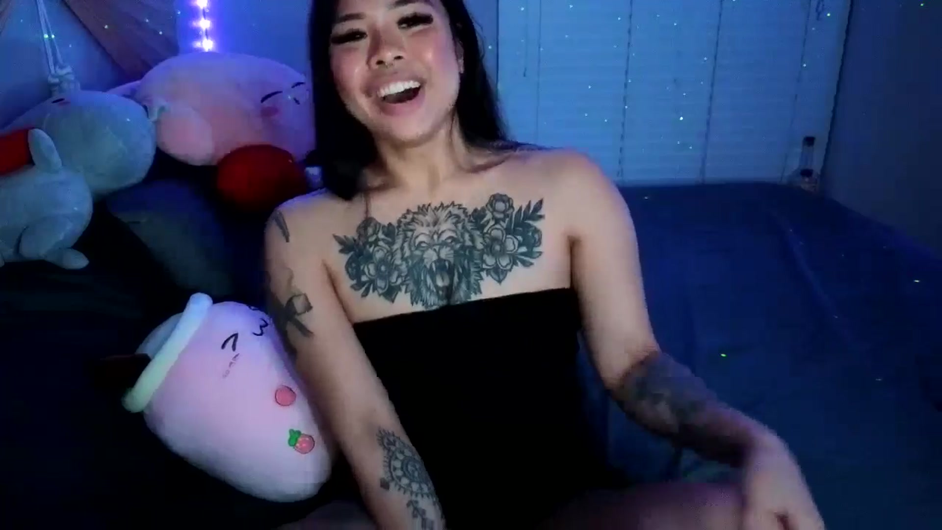 Gallery image thumbnail from dolllface's myfreecams stream on, 07/06/2024, 08:54 image 4 of 20
