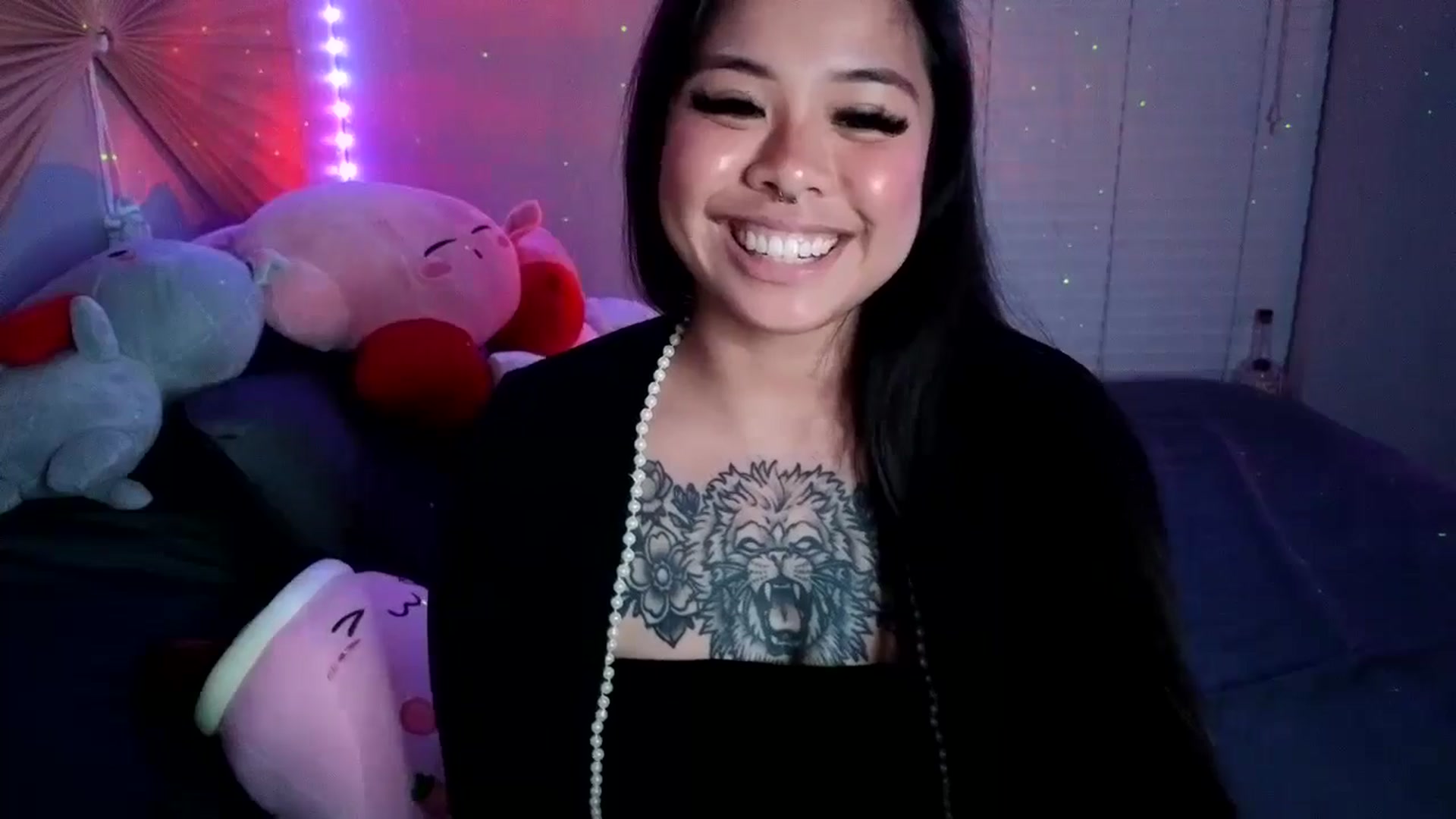 Gallery image thumbnail from dolllface's myfreecams stream on, 07/06/2024, 08:54 image 18 of 20