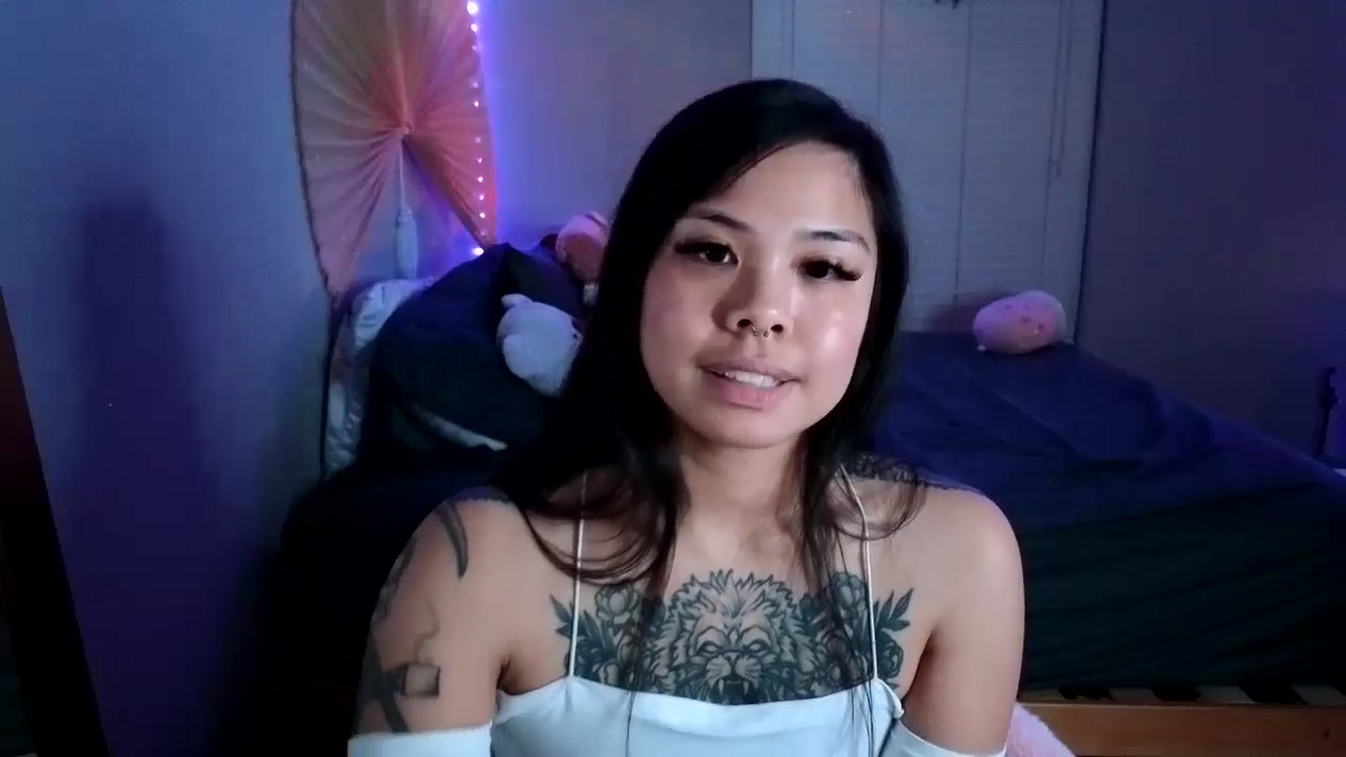 Gallery image thumbnail from dolllface's myfreecams stream on, 07/24/2024, 11:40 image 15 of 20