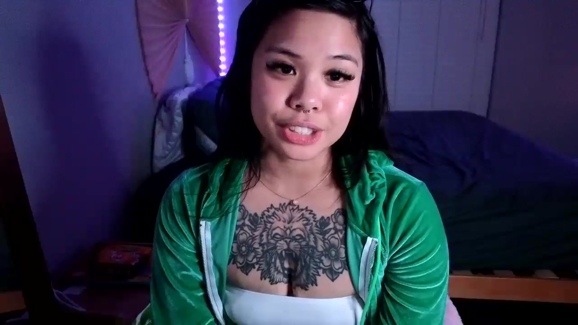 Gallery image thumbnail from dolllface's myfreecams stream on, 07/27/2024, 12:17 image 15 of 20