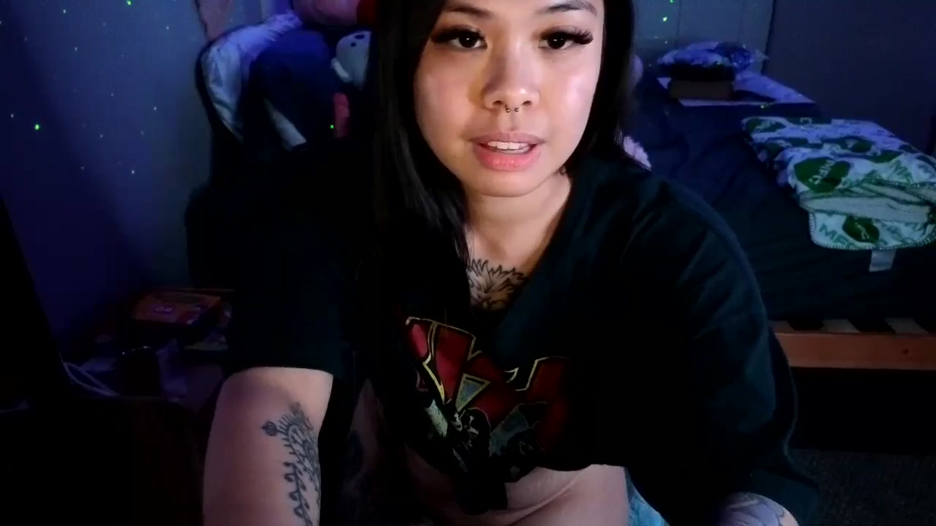 Gallery image thumbnail from dolllface's myfreecams stream on, 08/01/2024, 08:59 image 14 of 20