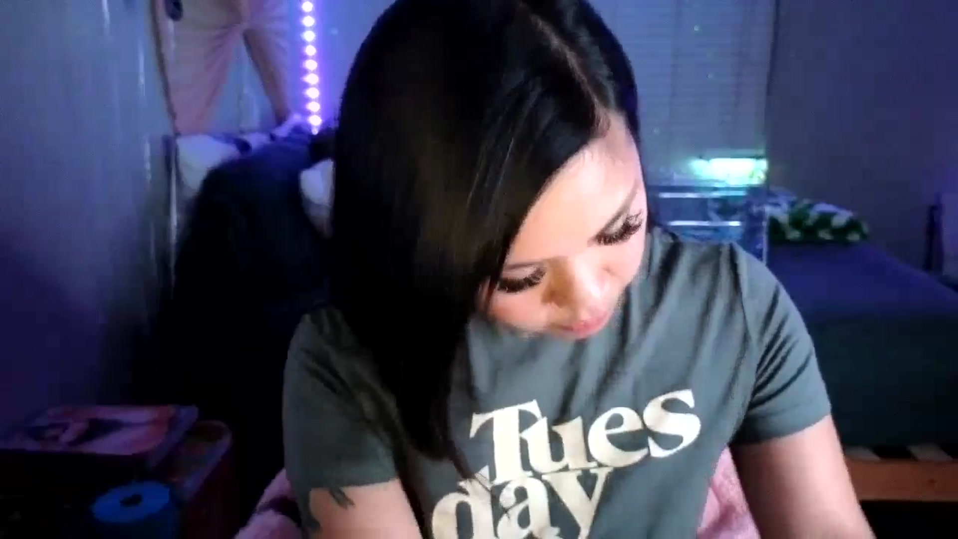 Gallery image thumbnail from dolllface's myfreecams stream on, 08/07/2024, 06:46 image 10 of 20