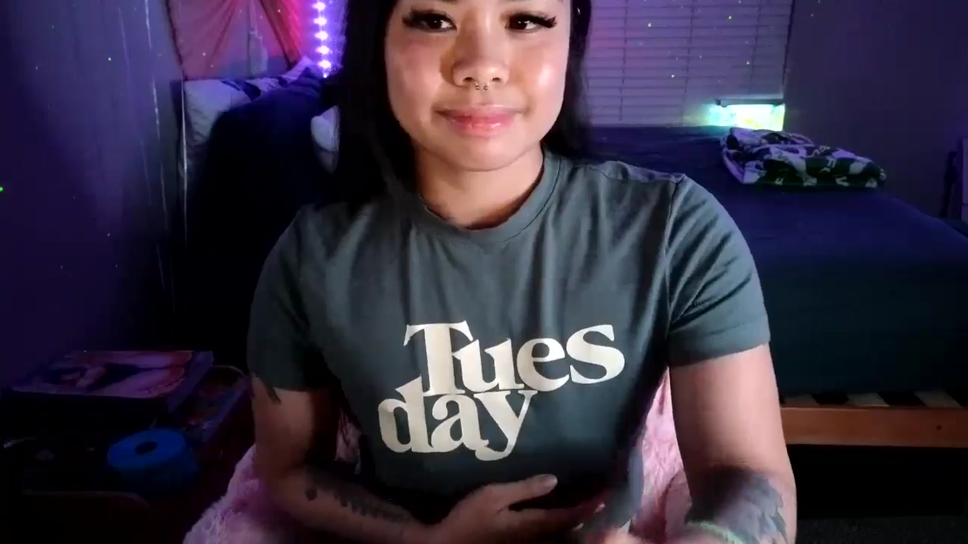 Gallery image thumbnail from dolllface's myfreecams stream on, 08/07/2024, 06:46 image 2 of 20