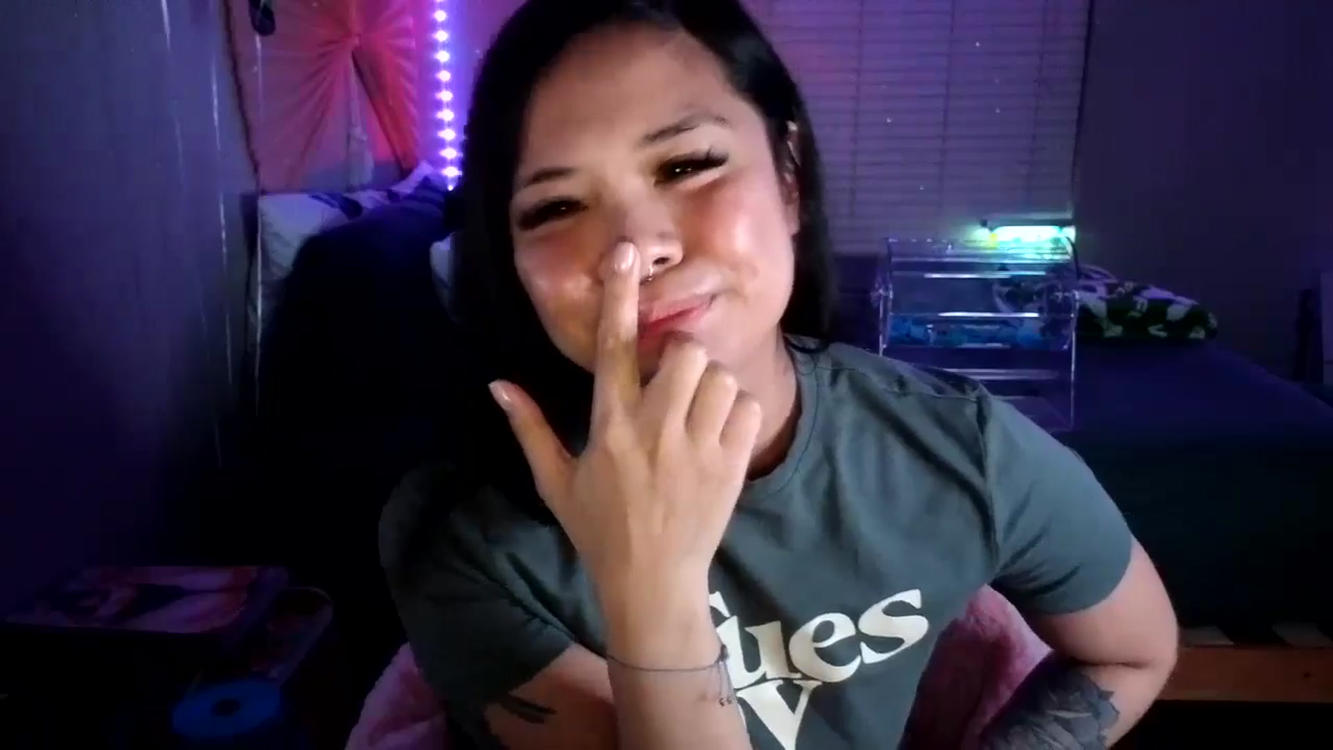 Gallery image thumbnail from dolllface's myfreecams stream on, 08/07/2024, 06:46 image 8 of 20