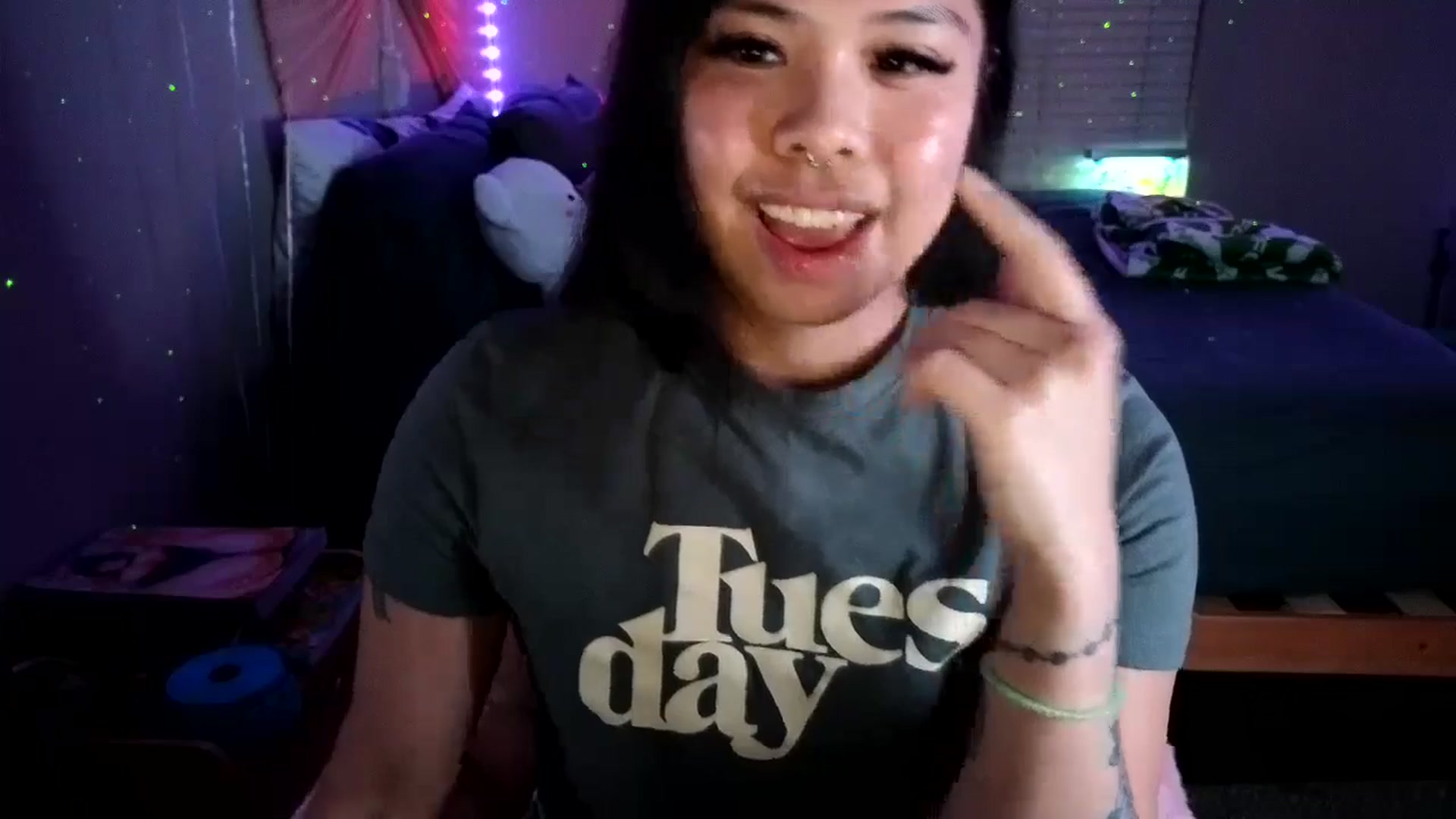 Gallery image thumbnail from dolllface's myfreecams stream on, 08/07/2024, 06:46 image 4 of 20