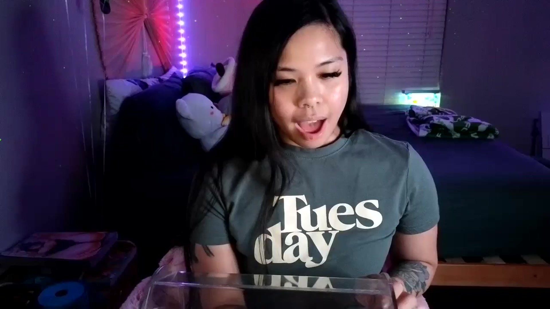 Gallery image thumbnail from dolllface's myfreecams stream on, 08/07/2024, 12:10 image 1 of 20