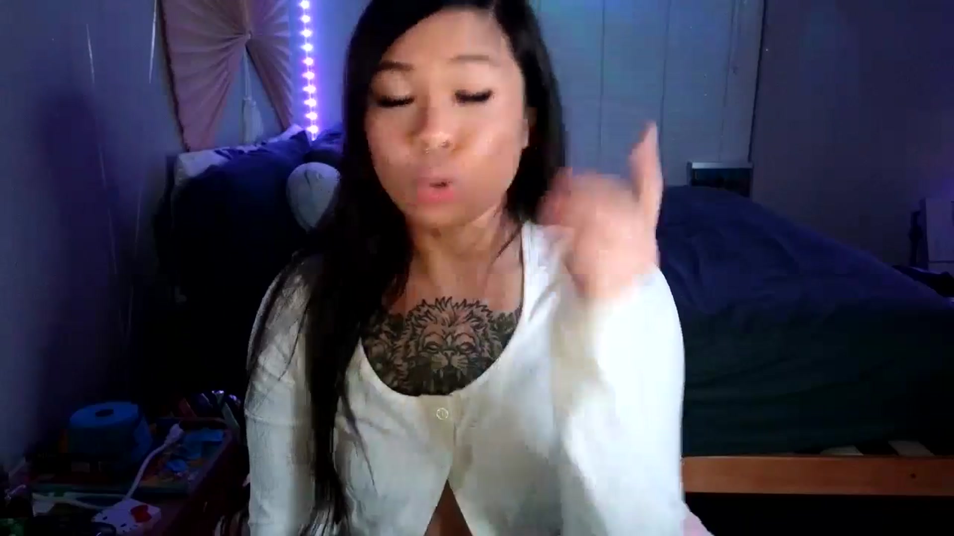 Gallery image thumbnail from dolllface's myfreecams stream on, 08/10/2024, 12:07 image 3 of 20