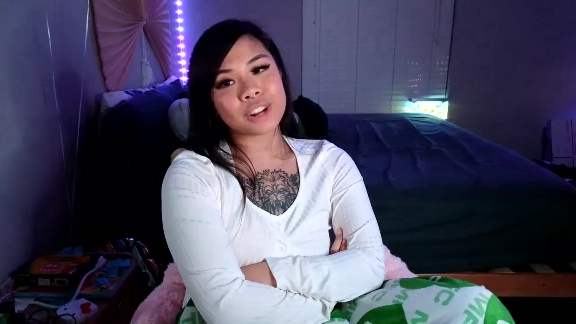 Gallery image thumbnail from dolllface's myfreecams stream on, 08/10/2024, 12:07 image 18 of 20