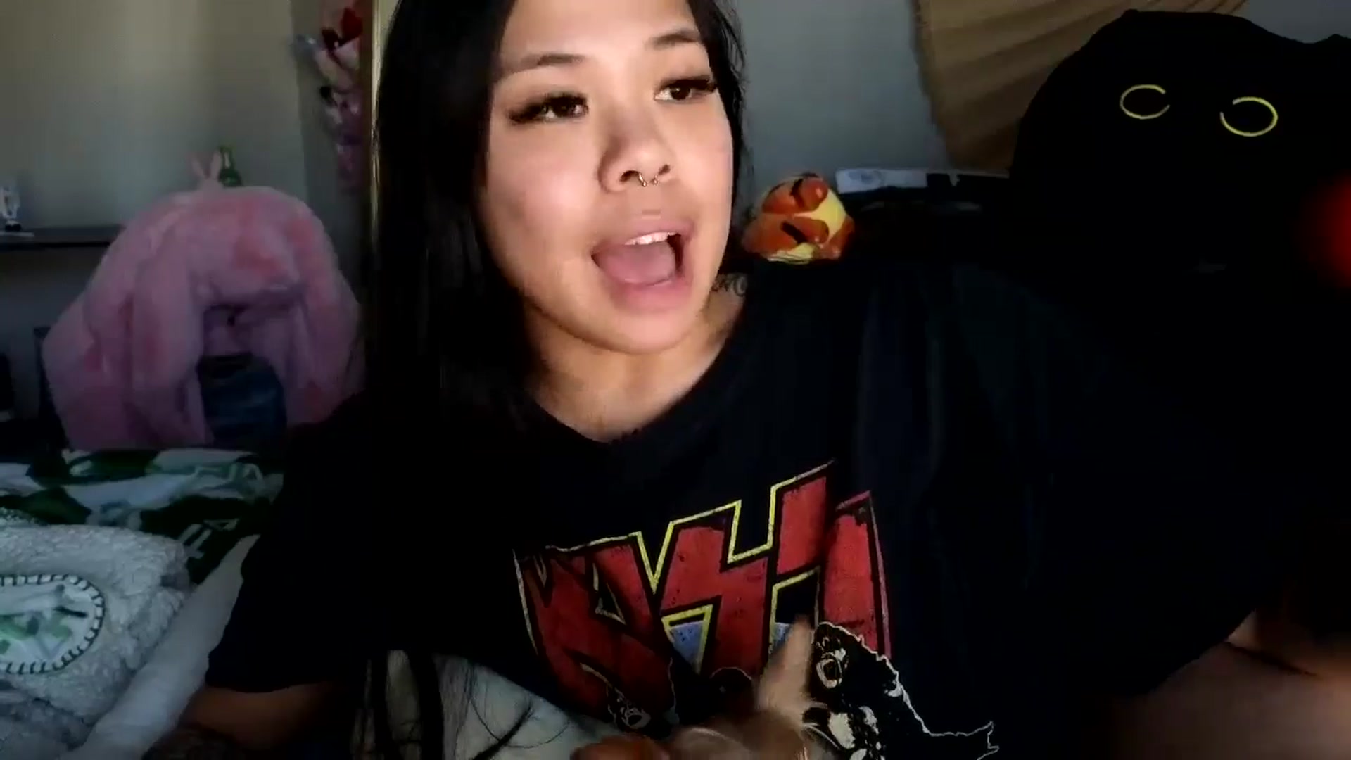 Gallery image thumbnail from dolllface's myfreecams stream on, 08/10/2024, 23:34 image 8 of 20