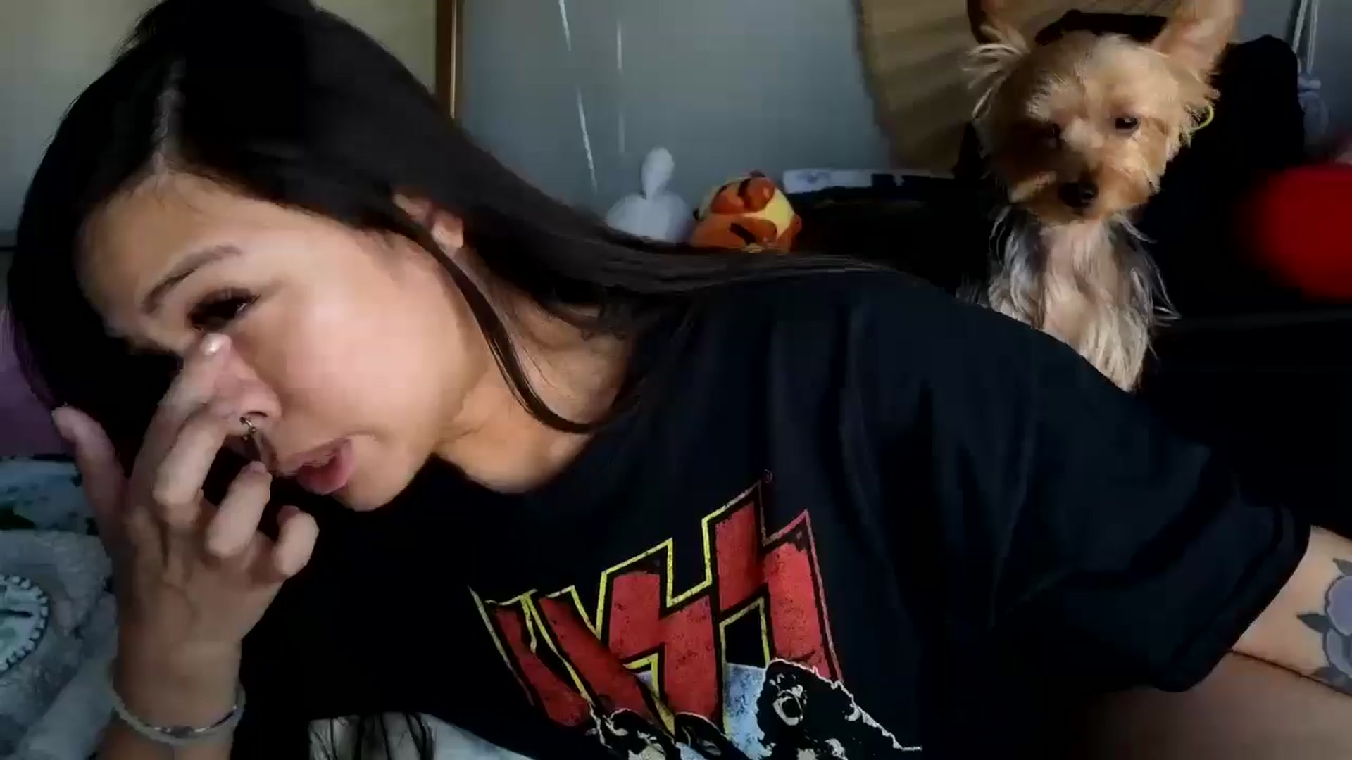 Gallery image thumbnail from dolllface's myfreecams stream on, 08/10/2024, 23:34 image 7 of 20