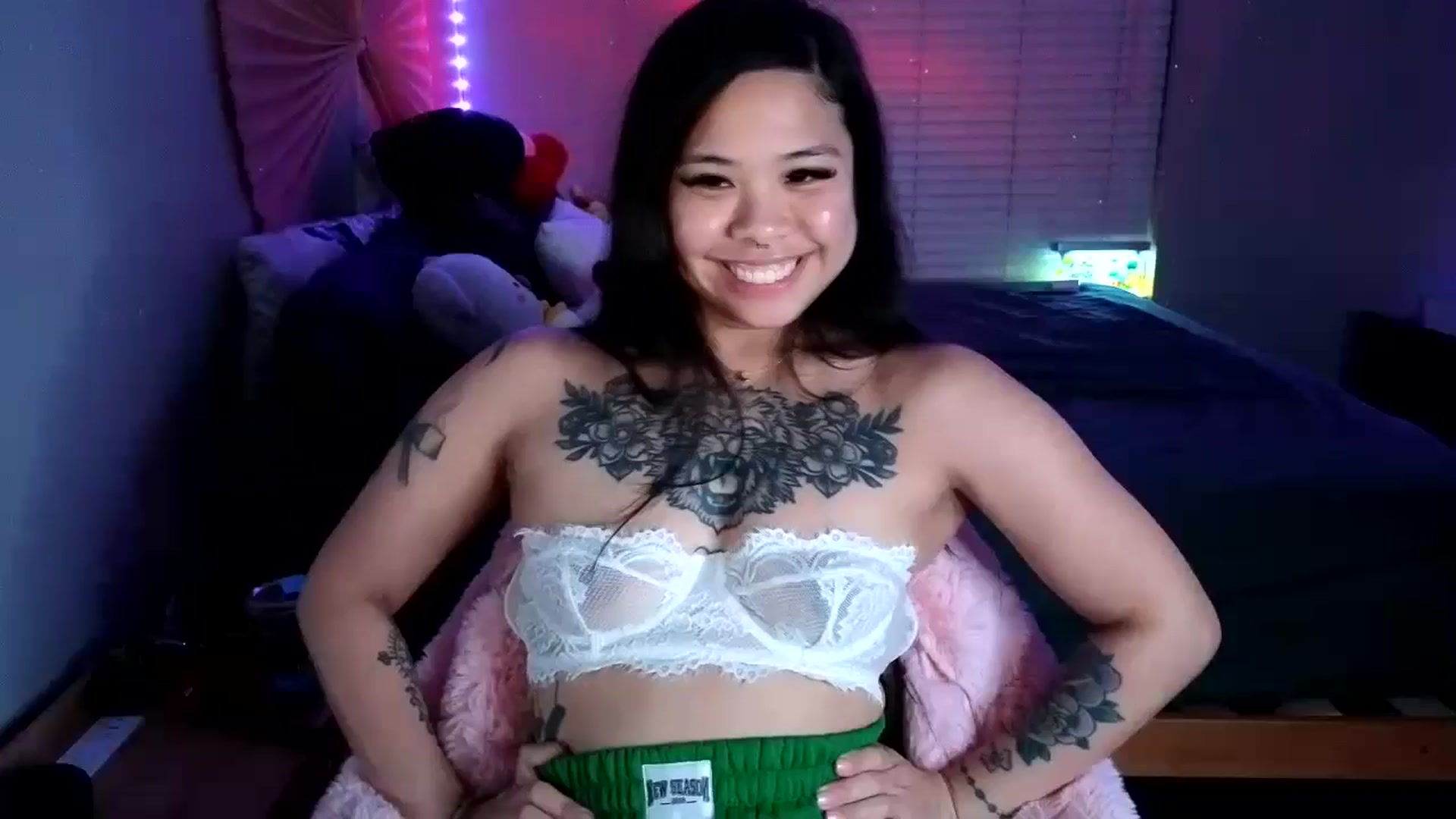 Gallery image thumbnail from dolllface's myfreecams stream on, 08/14/2024, 08:14 image 5 of 20