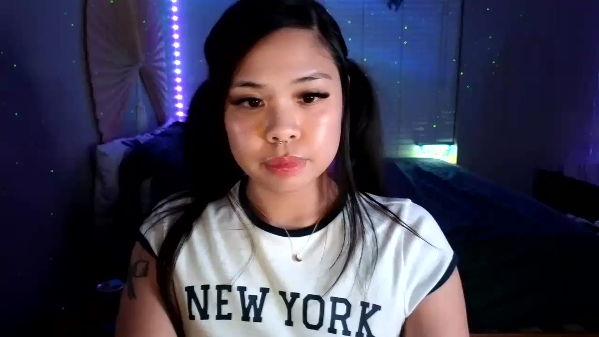 Gallery image thumbnail from dolllface's myfreecams stream on, 08/15/2024, 11:08 image 1 of 20