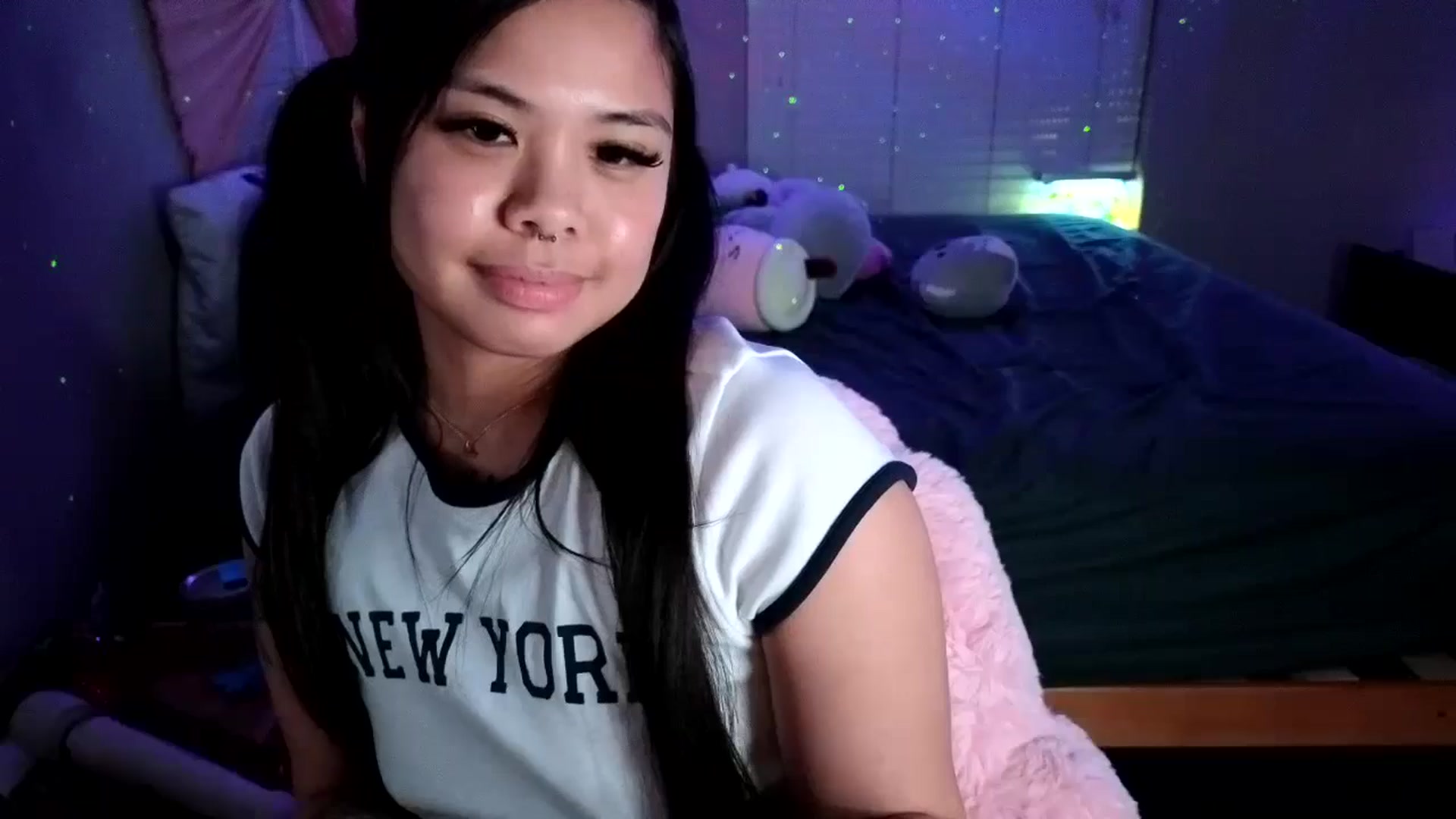 Gallery image thumbnail from dolllface's myfreecams stream on, 08/15/2024, 11:08 image 4 of 20