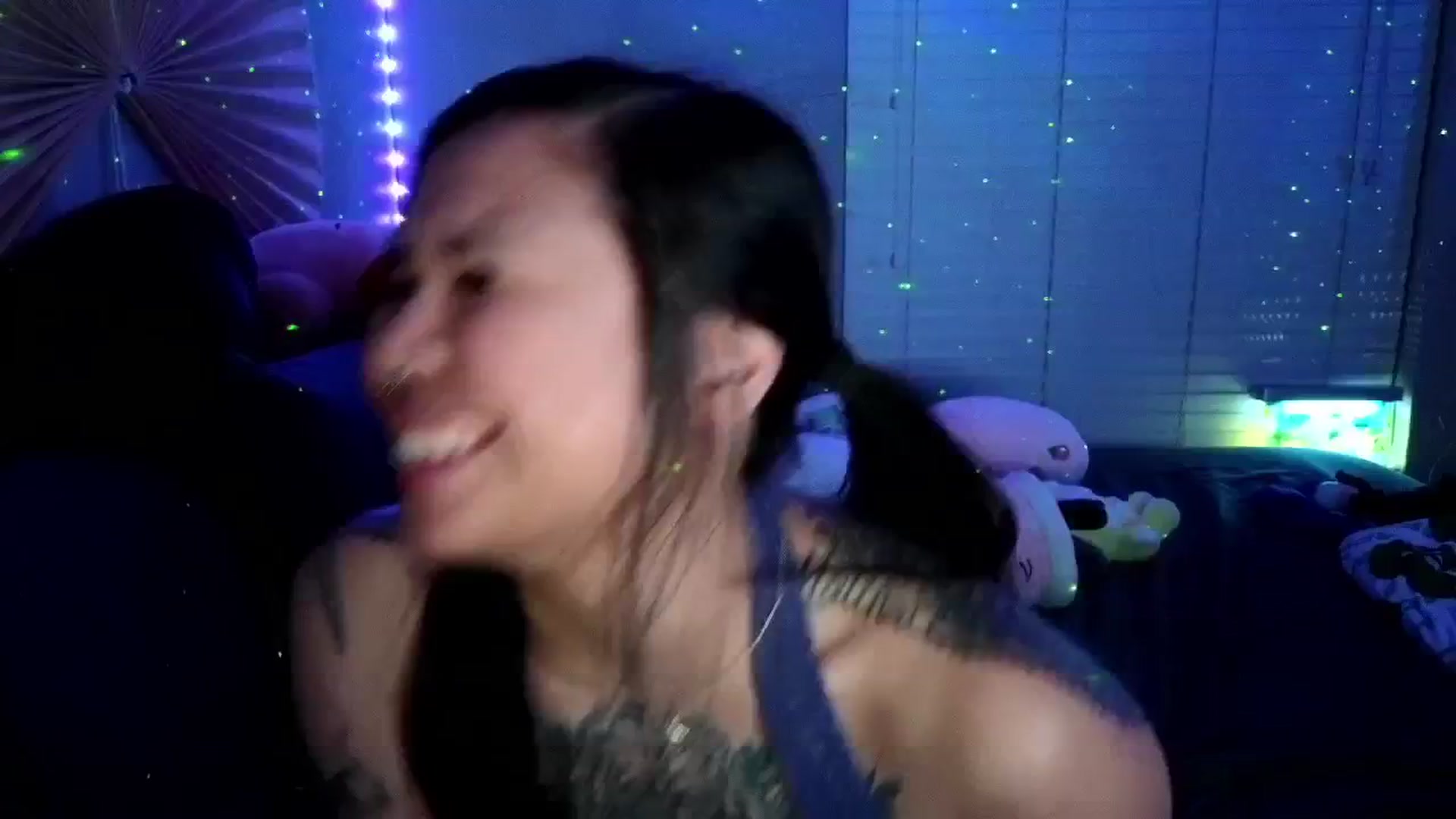 Gallery image thumbnail from dolllface's myfreecams stream on, 08/16/2024, 11:55 image 8 of 20
