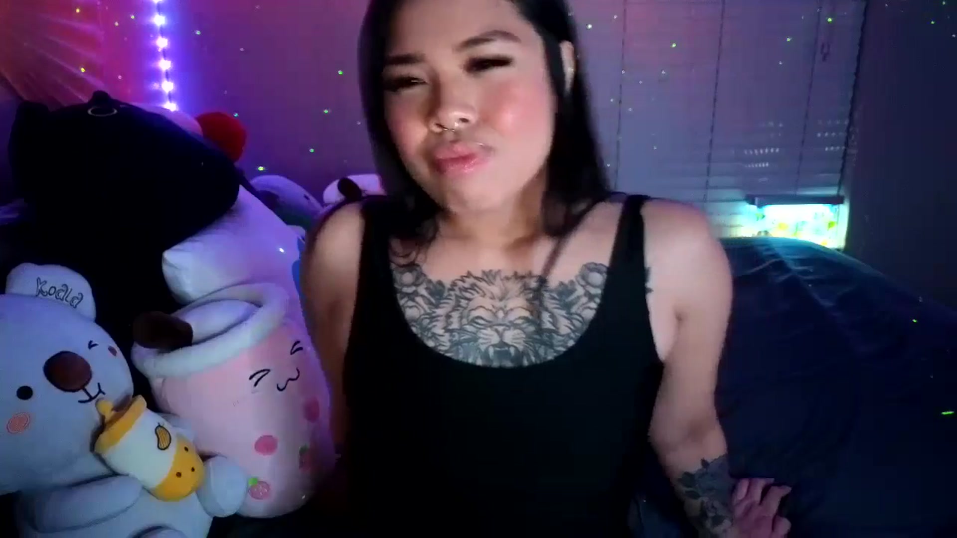 Gallery image thumbnail from dolllface's myfreecams stream on, 08/19/2024, 11:05 image 2 of 20