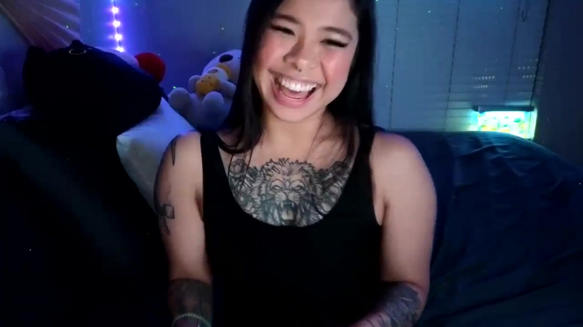Gallery image thumbnail from dolllface's myfreecams stream on, 08/19/2024, 11:05 image 5 of 20