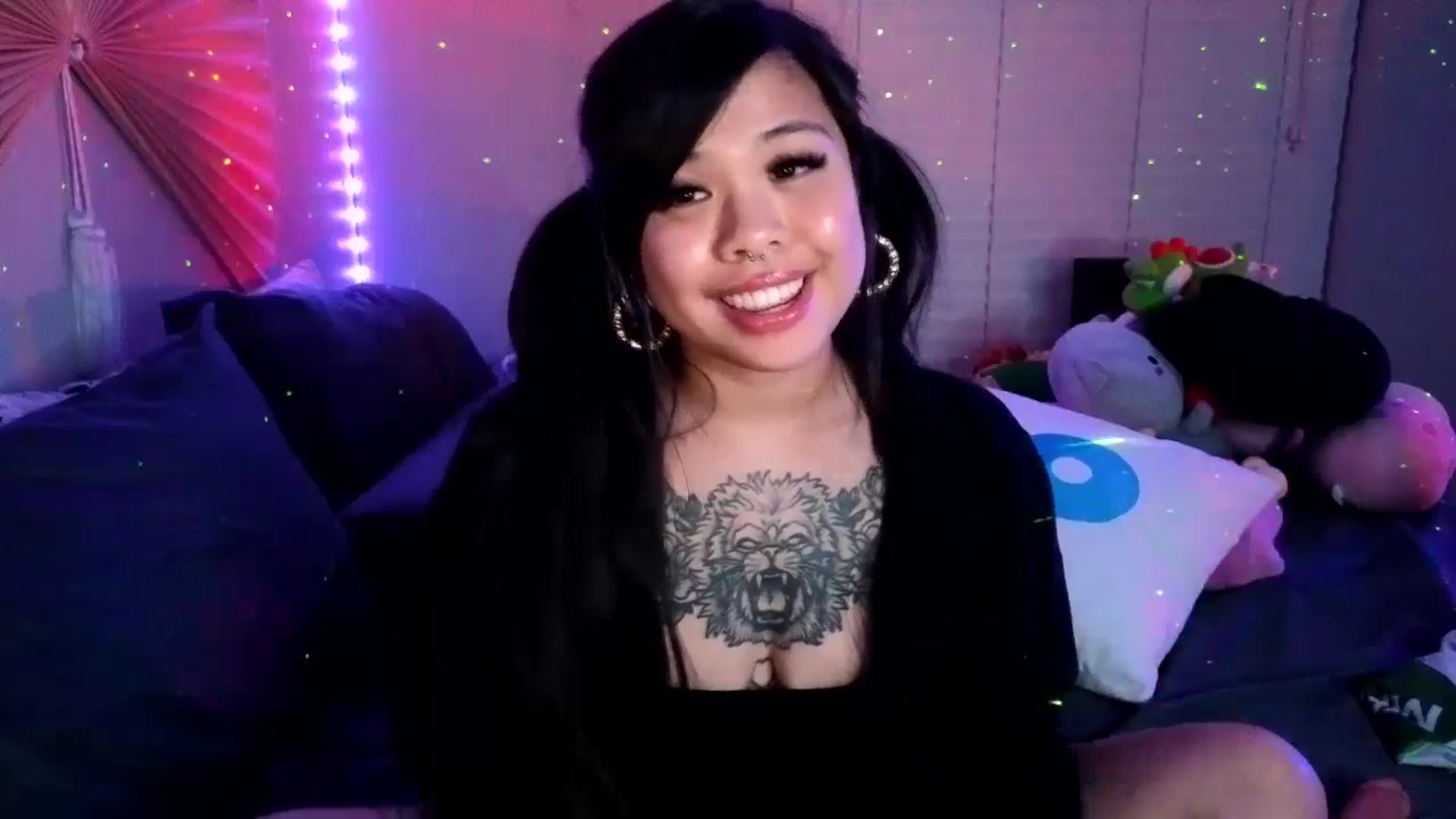 Gallery image thumbnail from dolllface's myfreecams stream on, 08/22/2024, 11:05 image 16 of 20