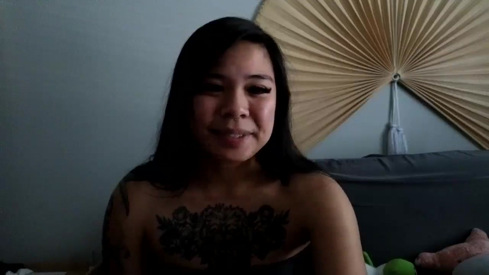 Gallery image thumbnail from dolllface's myfreecams stream on, 08/22/2024, 21:32 image 19 of 20