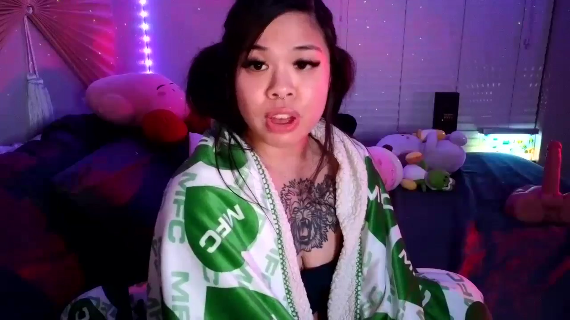 Gallery image thumbnail from dolllface's myfreecams stream on, 08/23/2024, 09:57 image 11 of 20