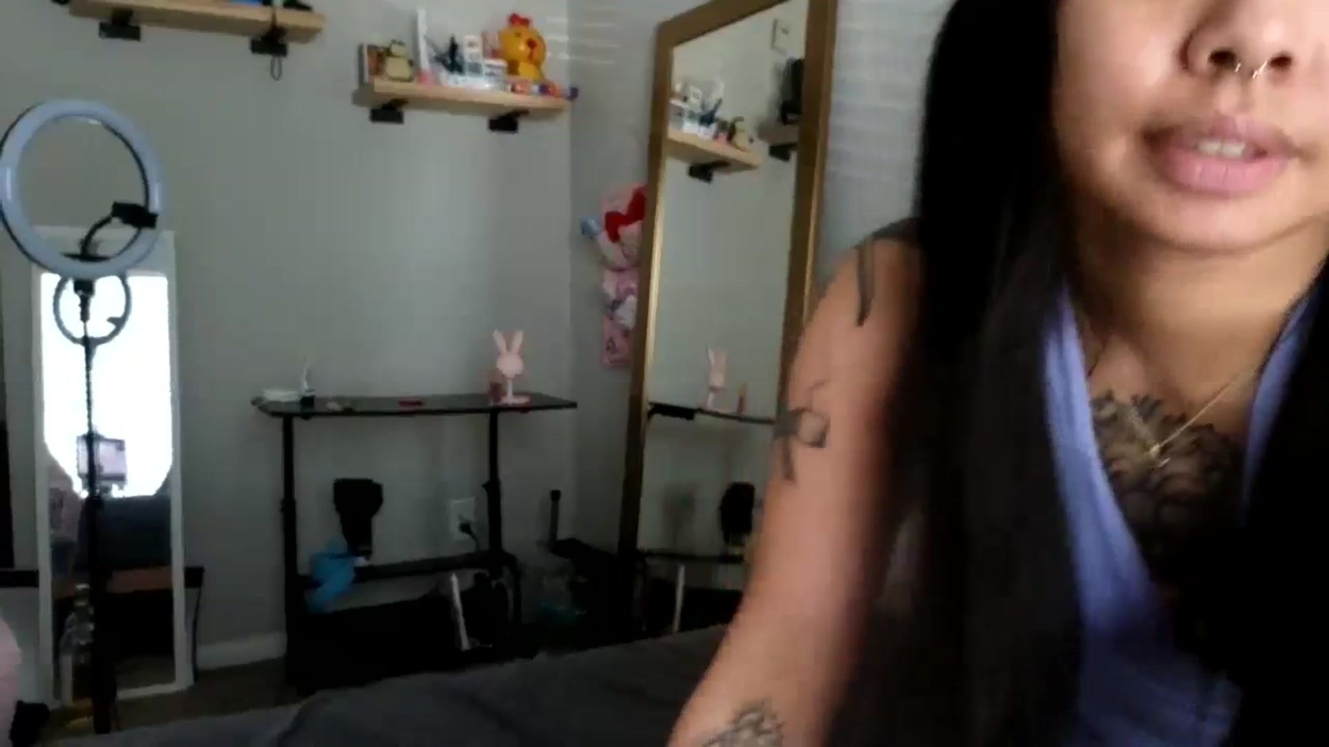 Gallery image thumbnail from dolllface's myfreecams stream on, 08/23/2024, 21:30 image 2 of 20
