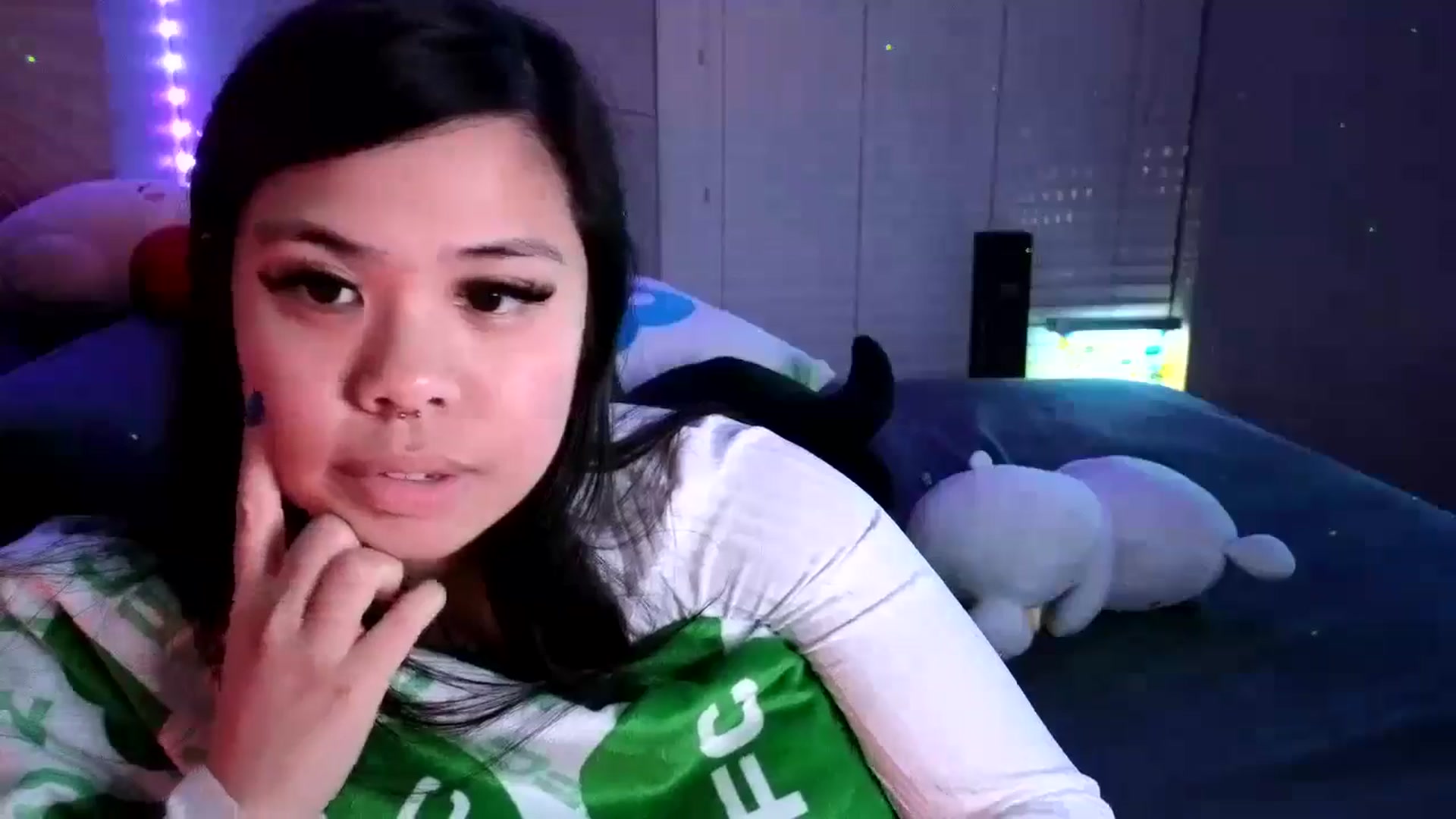 Gallery image thumbnail from dolllface's myfreecams stream on, 09/04/2024, 11:16 image 17 of 20