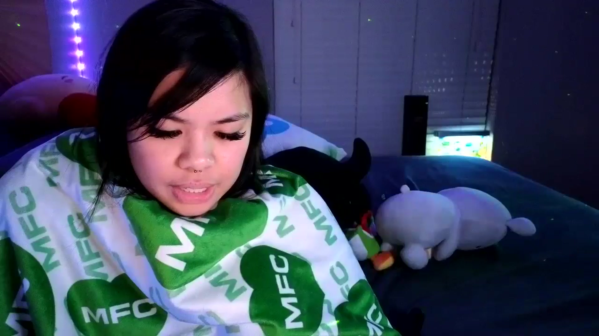 Gallery image thumbnail from dolllface's myfreecams stream on, 09/04/2024, 11:16 image 8 of 20