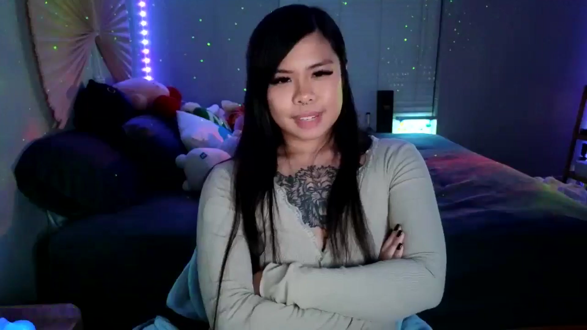 Gallery image thumbnail from dolllface's myfreecams stream on, 09/18/2024, 08:45 image 2 of 20