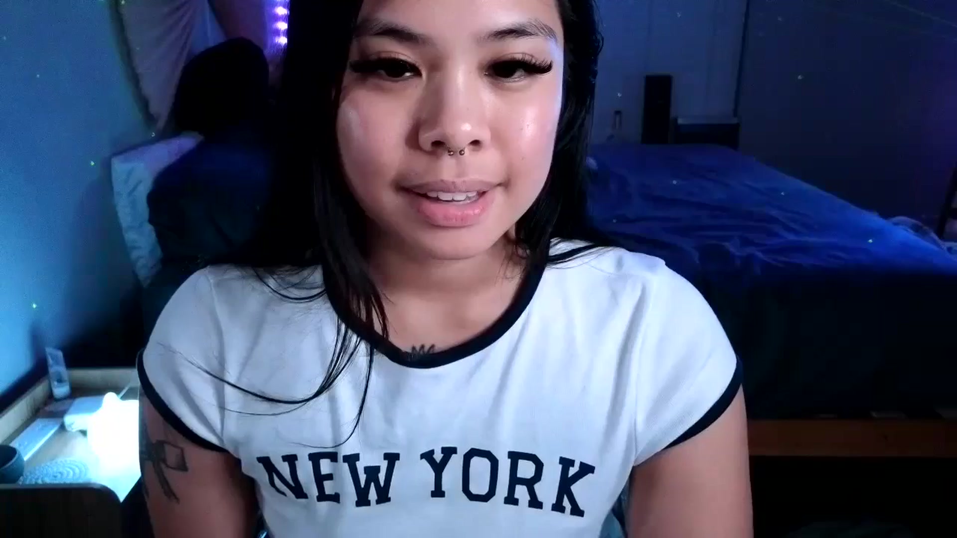 Gallery image thumbnail from dolllface's myfreecams stream on, 09/21/2024, 08:33 image 10 of 20
