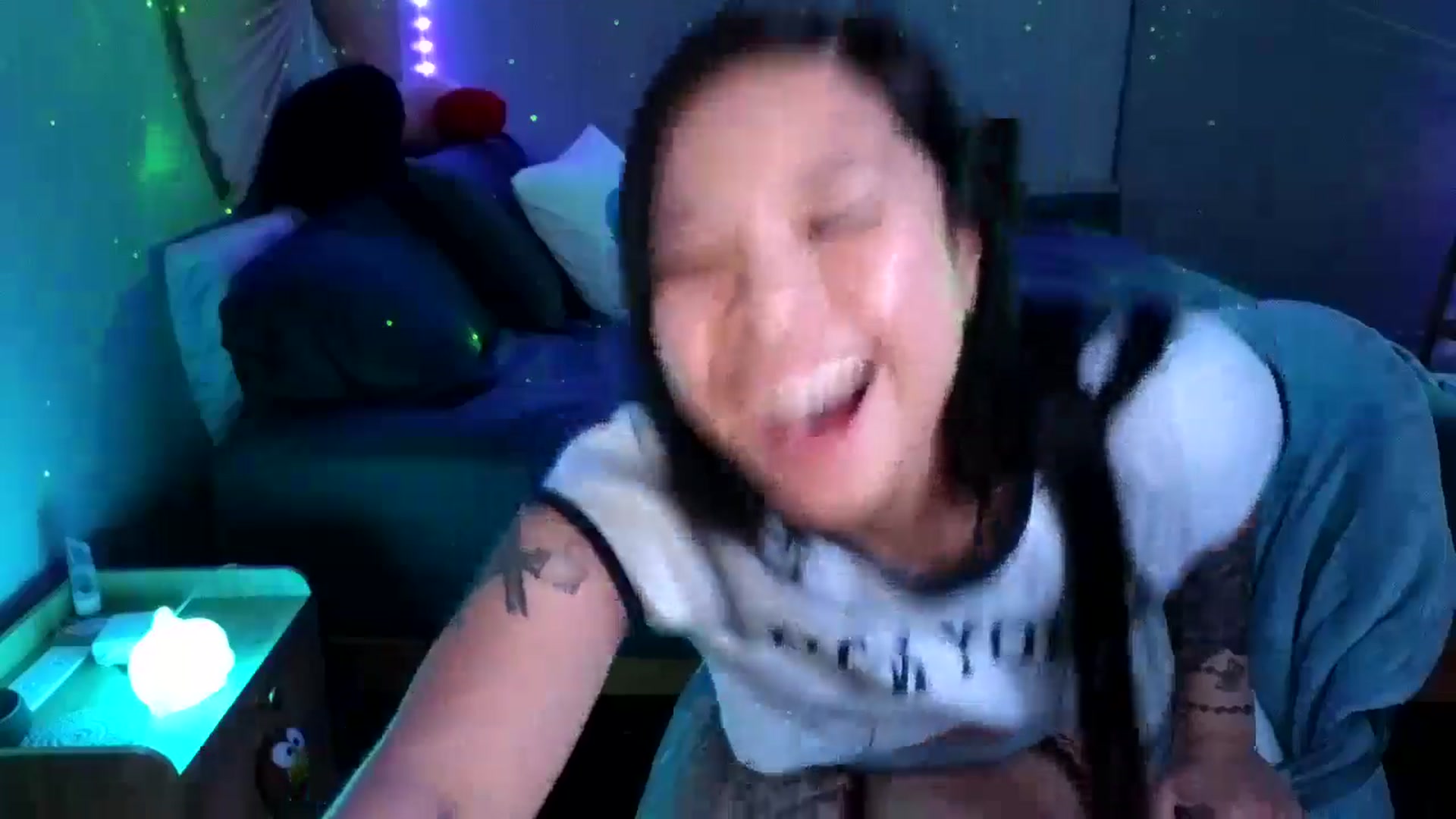 Gallery image thumbnail from dolllface's myfreecams stream on, 09/21/2024, 08:33 image 11 of 20