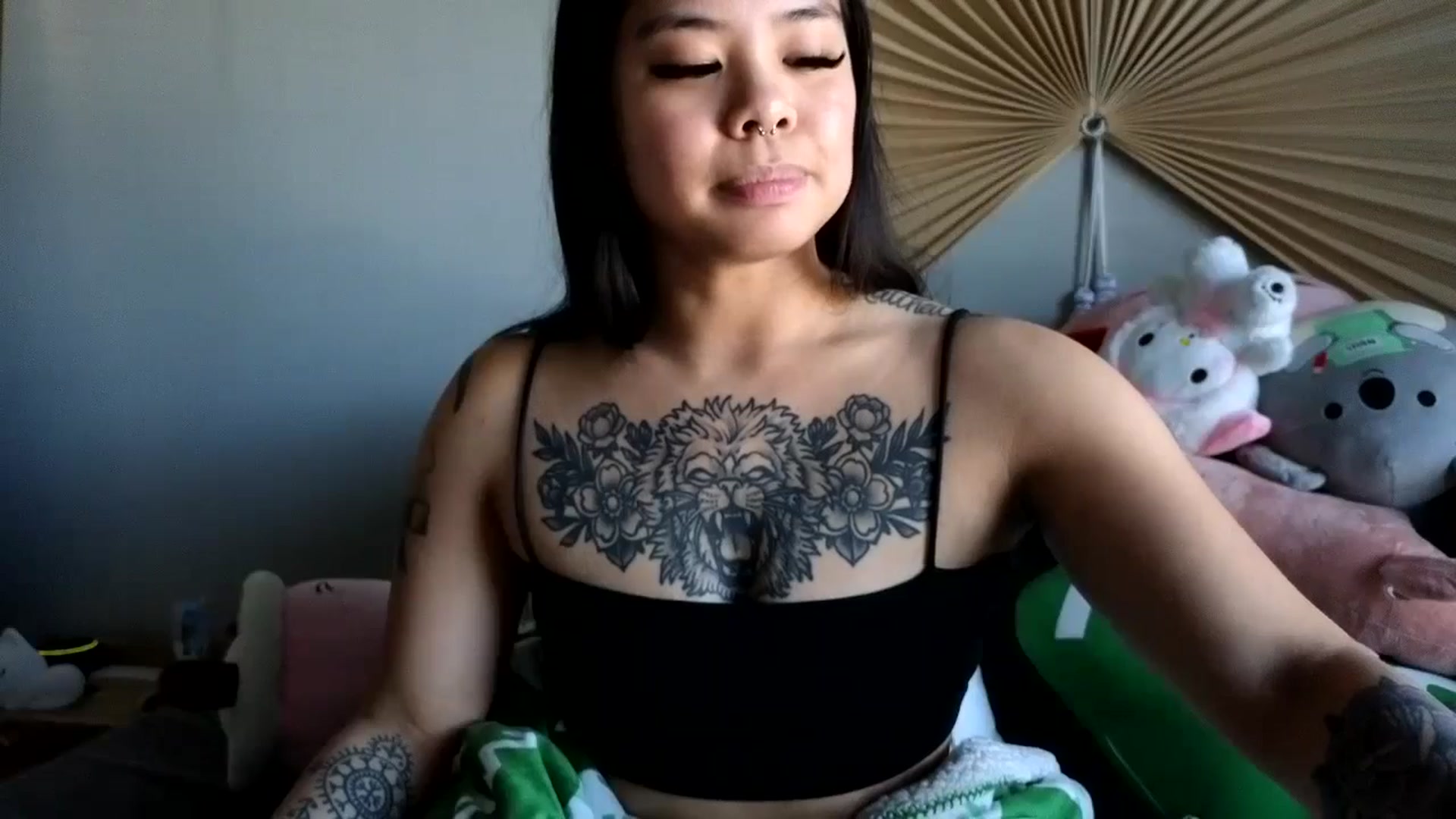 Gallery image thumbnail from dolllface's myfreecams stream on, 09/22/2024, 22:28 image 12 of 20