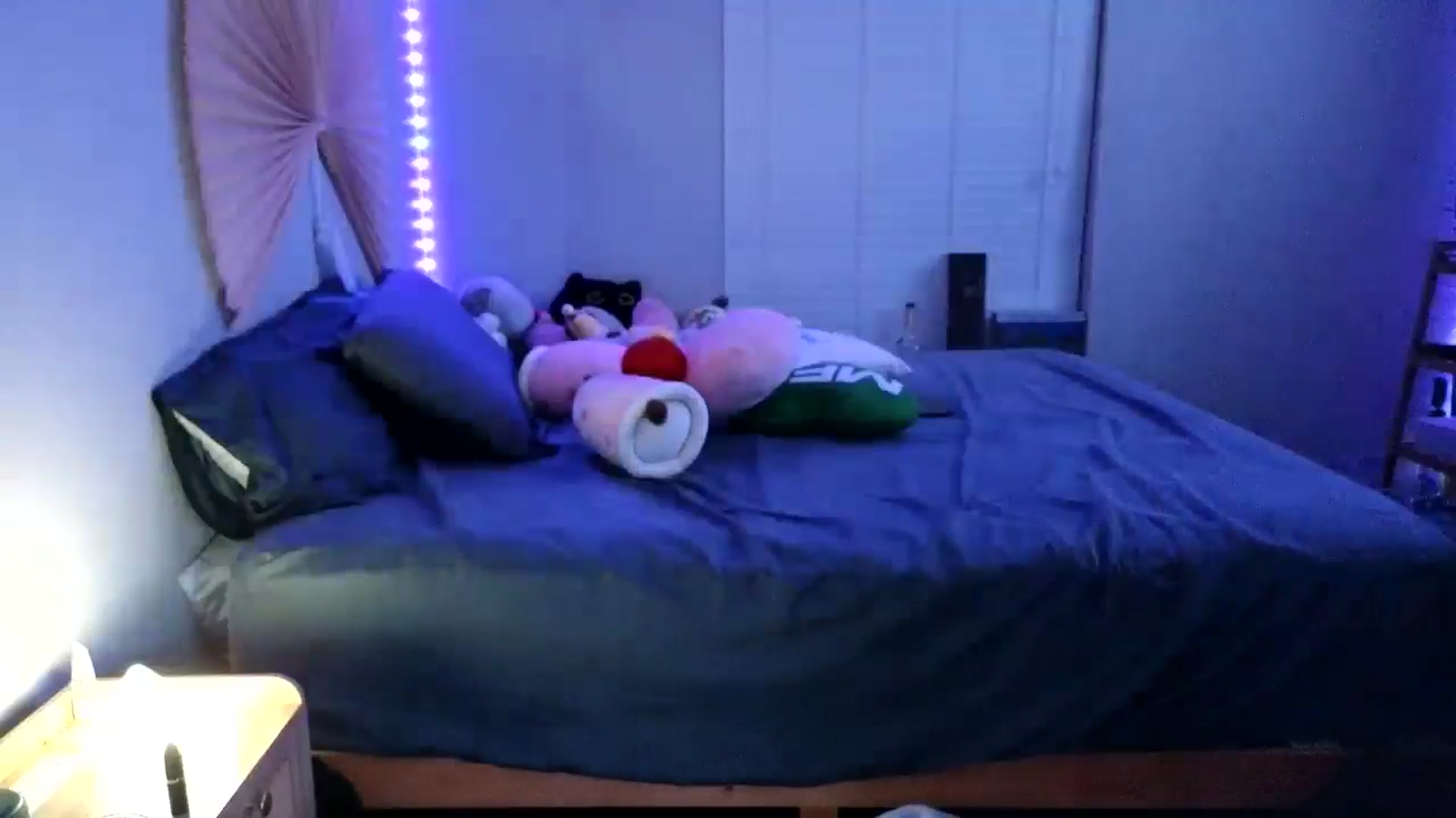 Gallery image thumbnail from dolllface's myfreecams stream on, 09/24/2024, 10:32 image 13 of 20