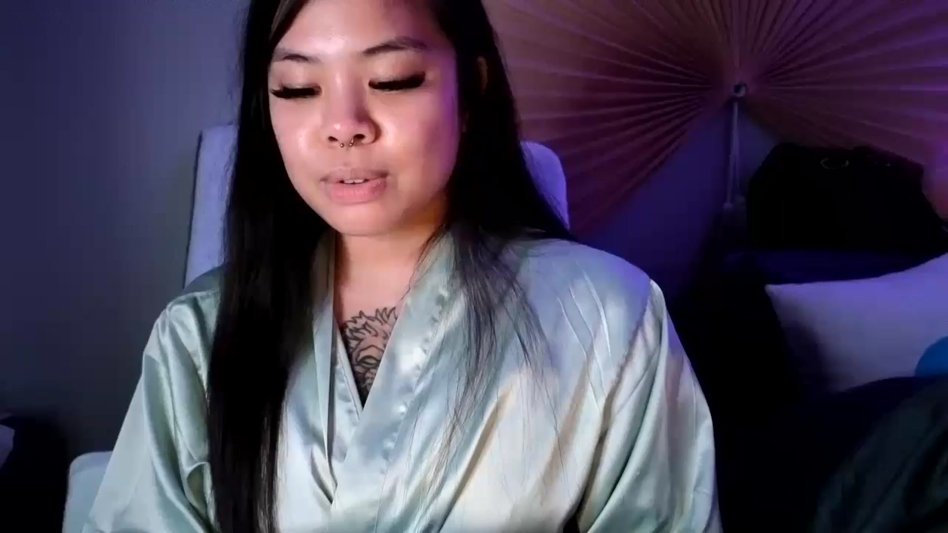 Gallery image thumbnail from dolllface's myfreecams stream on, 09/29/2024, 07:20 image 16 of 20