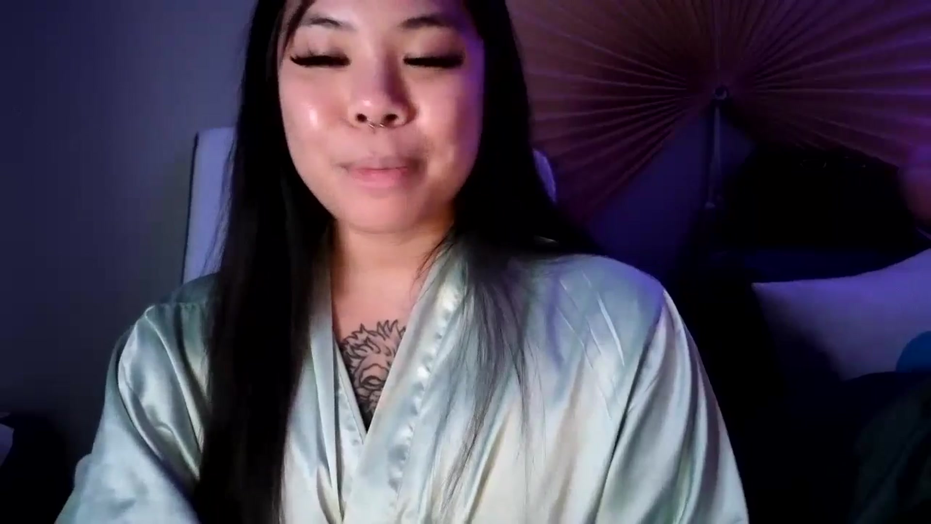 Gallery image thumbnail from dolllface's myfreecams stream on, 09/29/2024, 07:20 image 18 of 20
