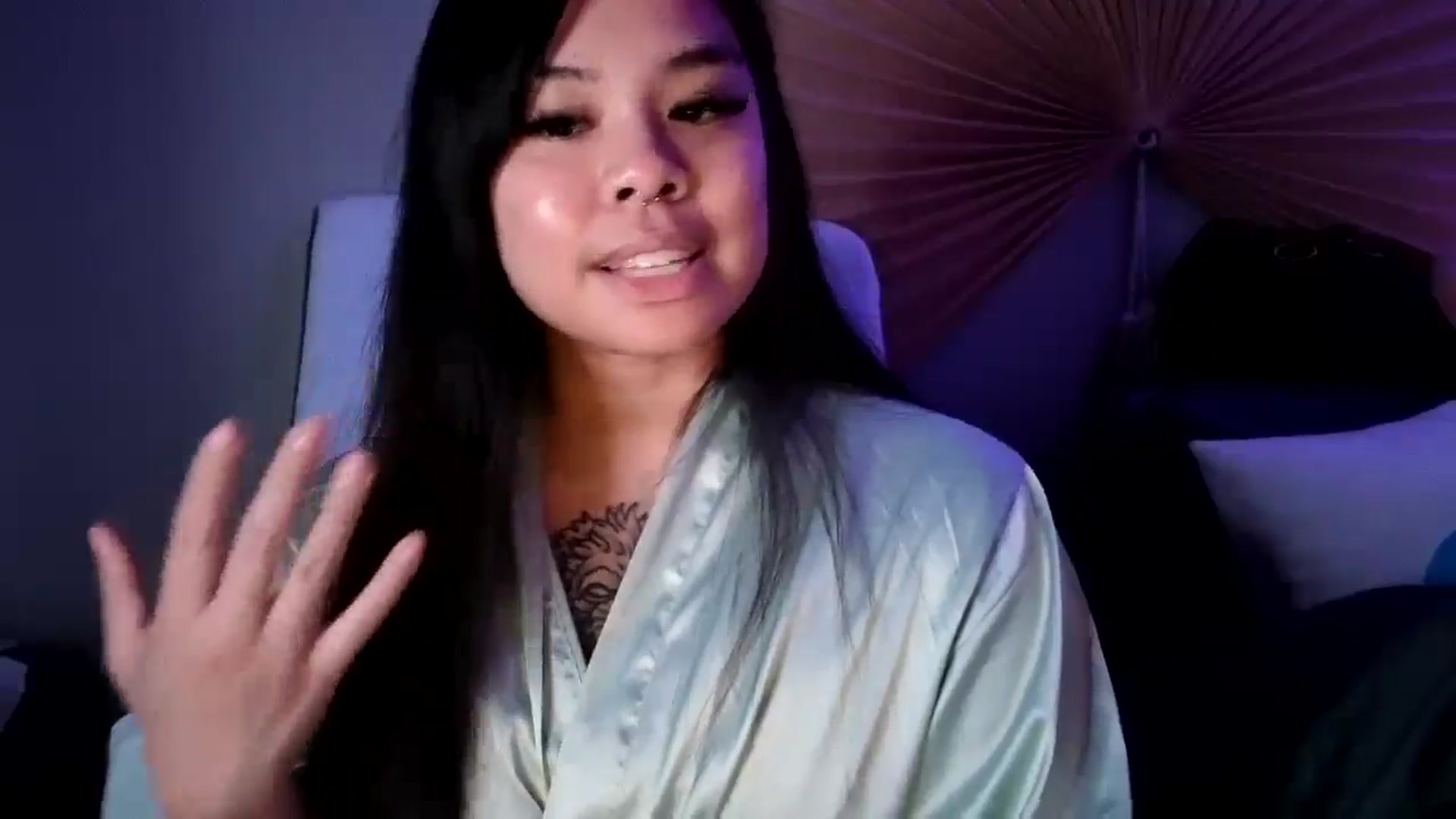 Gallery image thumbnail from dolllface's myfreecams stream on, 09/29/2024, 07:20 image 17 of 20