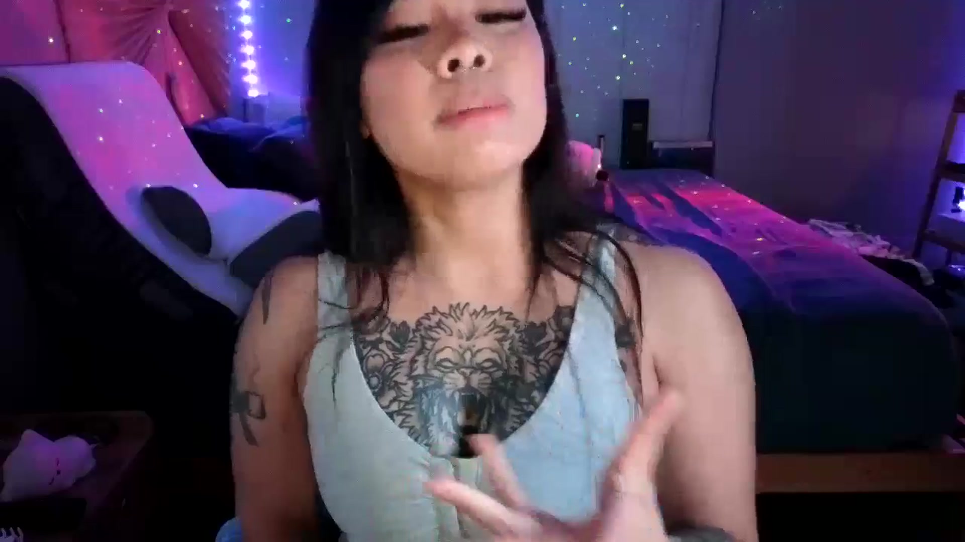Gallery image thumbnail from dolllface's myfreecams stream on, 10/07/2024, 05:40 image 2 of 20