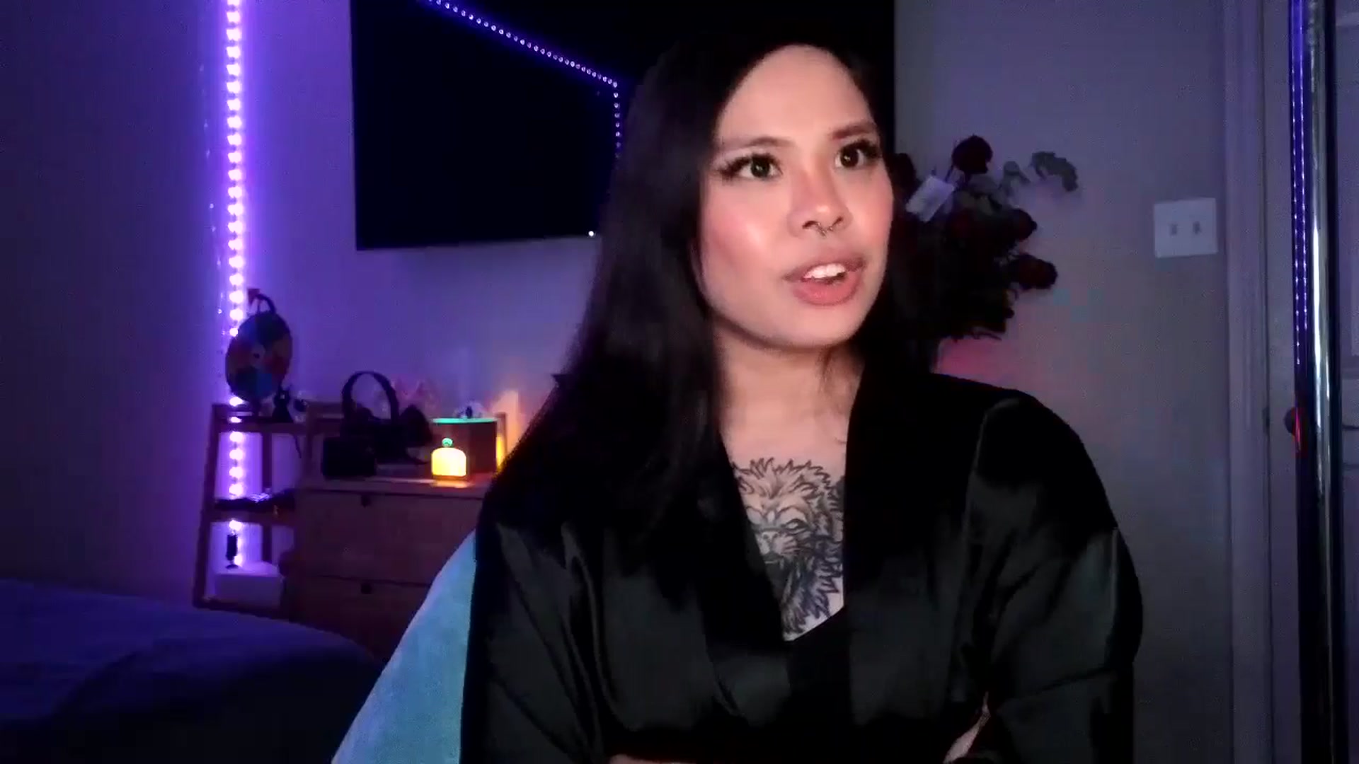 Gallery image thumbnail from dolllface's myfreecams stream on, 10/13/2024, 12:10 image 2 of 20