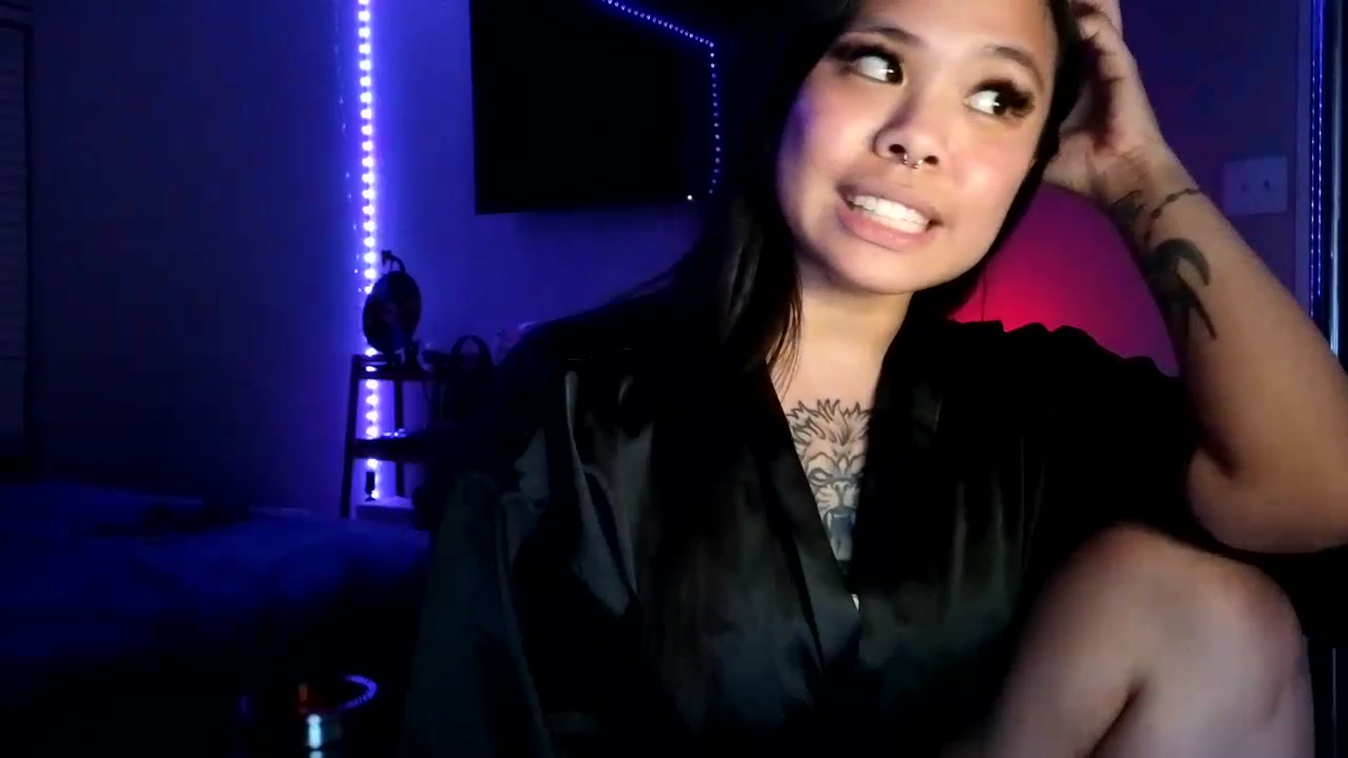 Gallery image thumbnail from dolllface's myfreecams stream on, 10/24/2024, 06:45 image 12 of 20