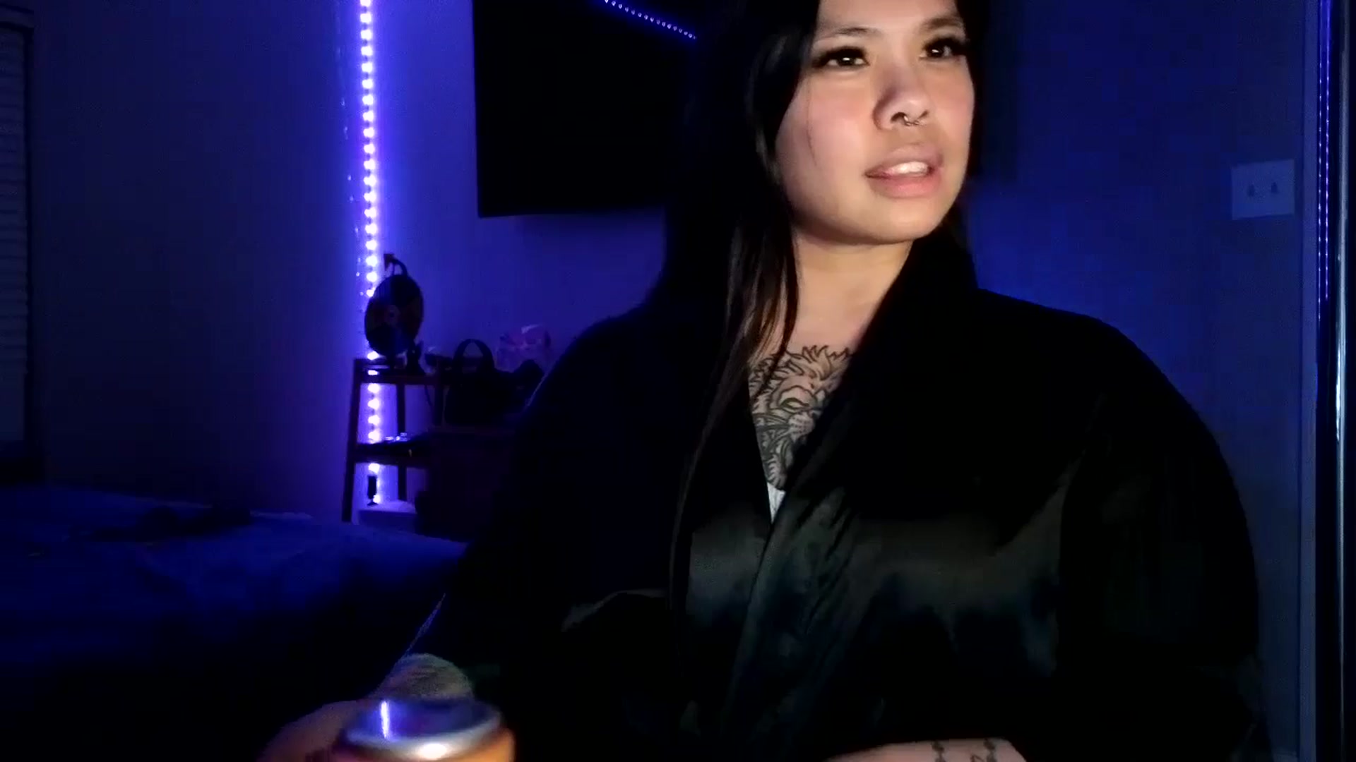 Gallery image thumbnail from dolllface's myfreecams stream on, 10/24/2024, 06:45 image 18 of 20