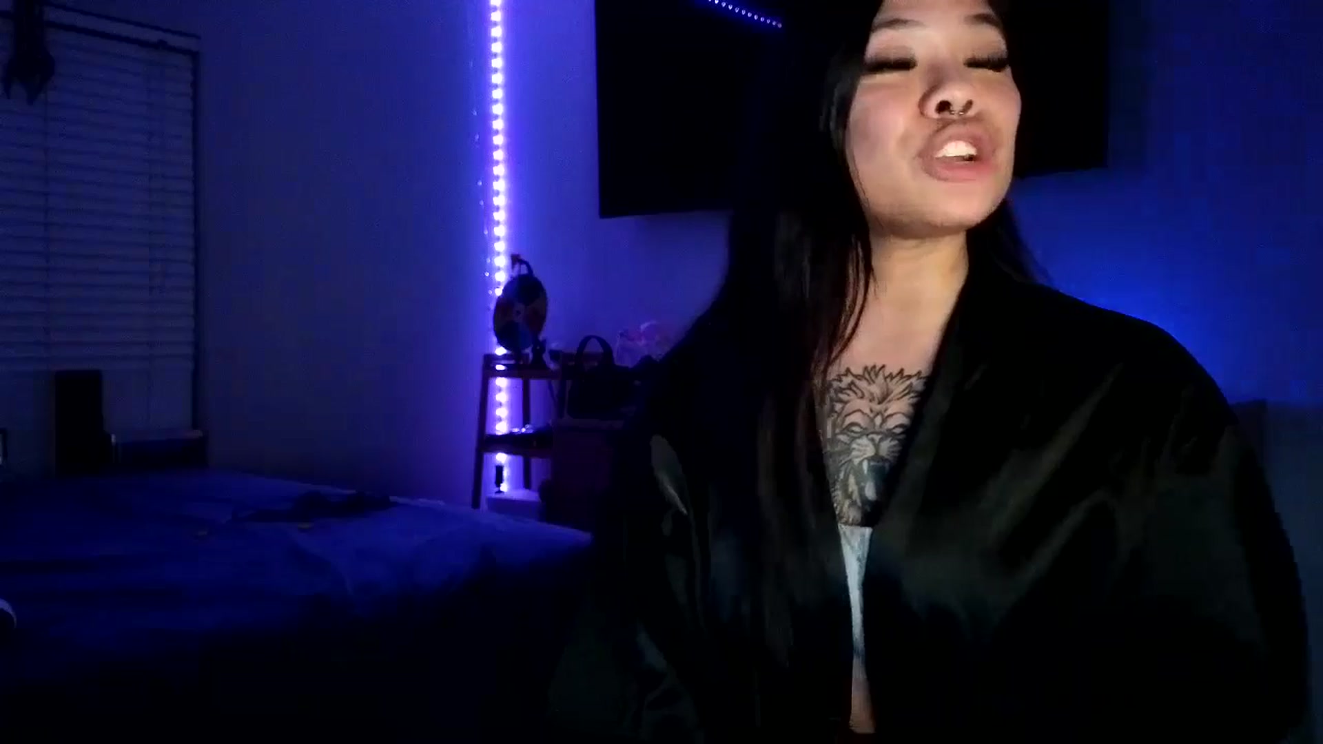Gallery image thumbnail from dolllface's myfreecams stream on, 10/24/2024, 09:13 image 15 of 20