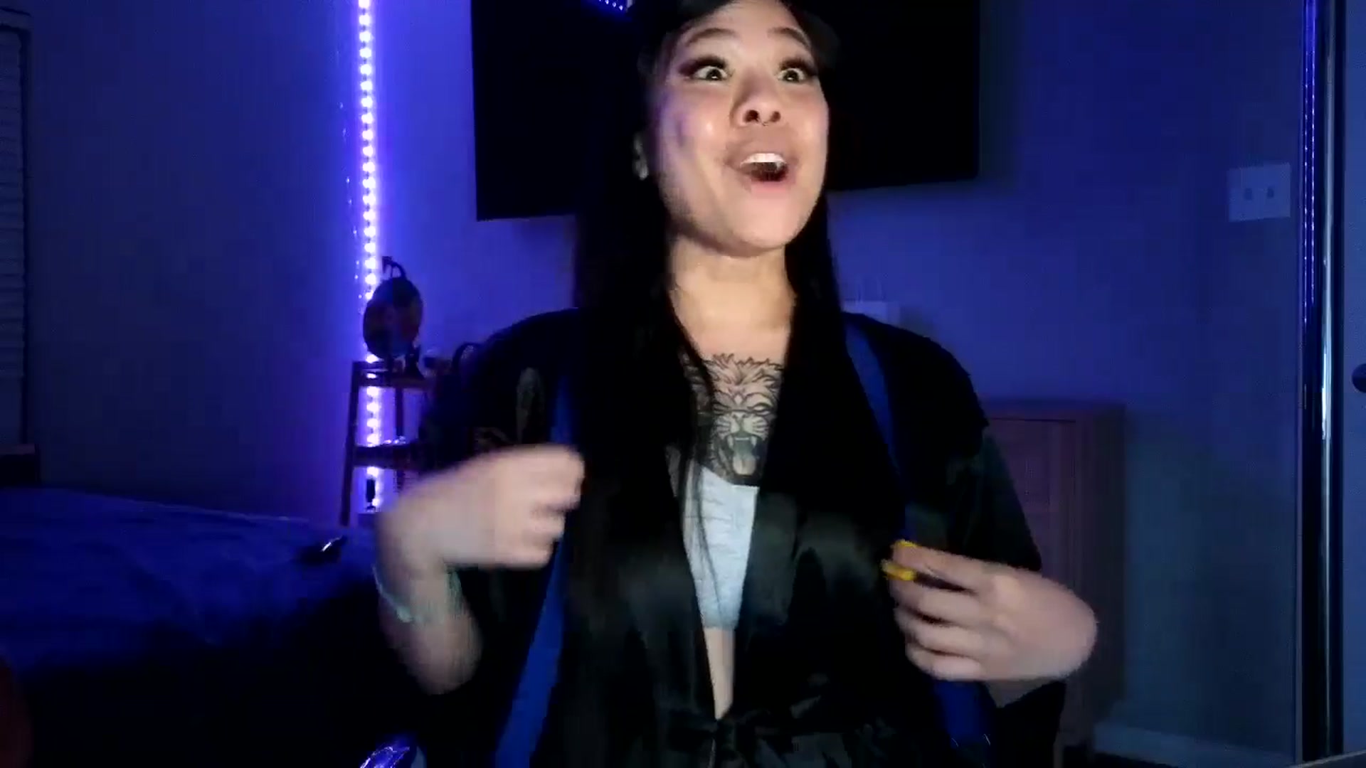 Gallery image thumbnail from dolllface's myfreecams stream on, 10/24/2024, 10:23 image 14 of 20