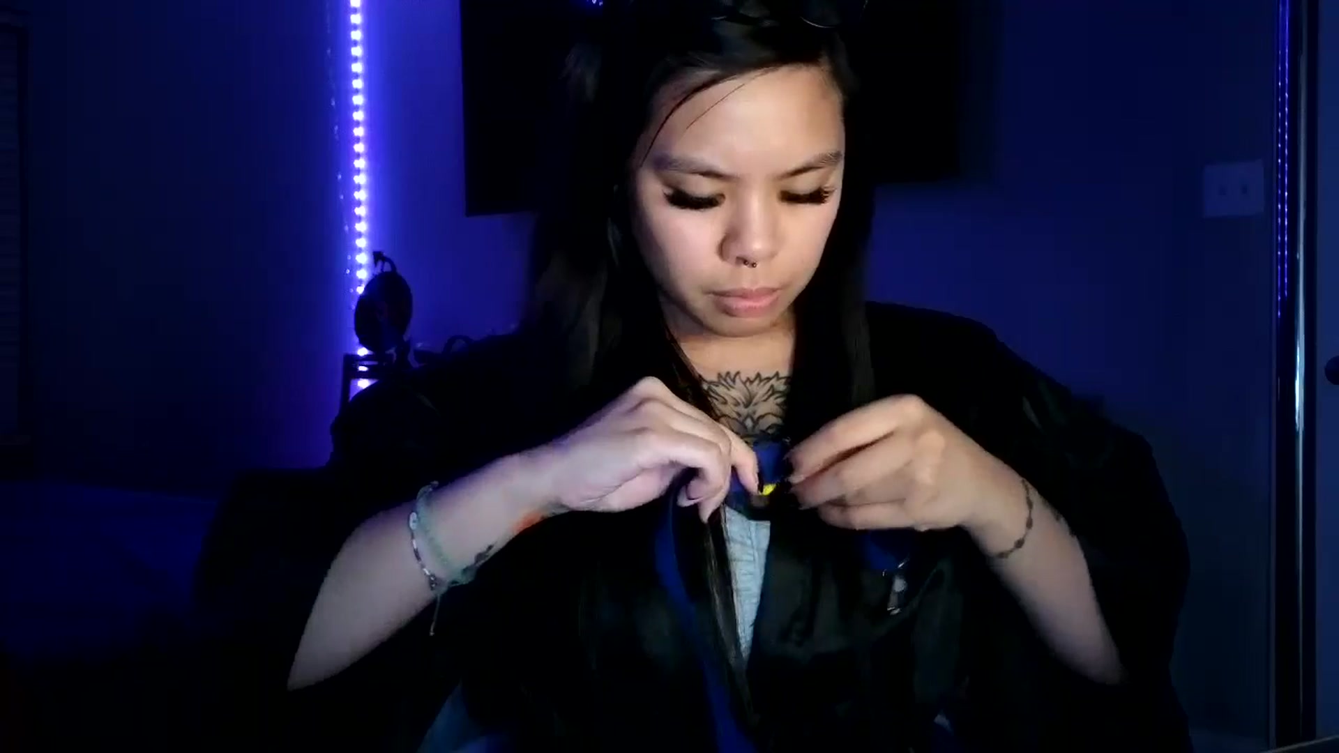 Gallery image thumbnail from dolllface's myfreecams stream on, 10/24/2024, 10:23 image 13 of 20