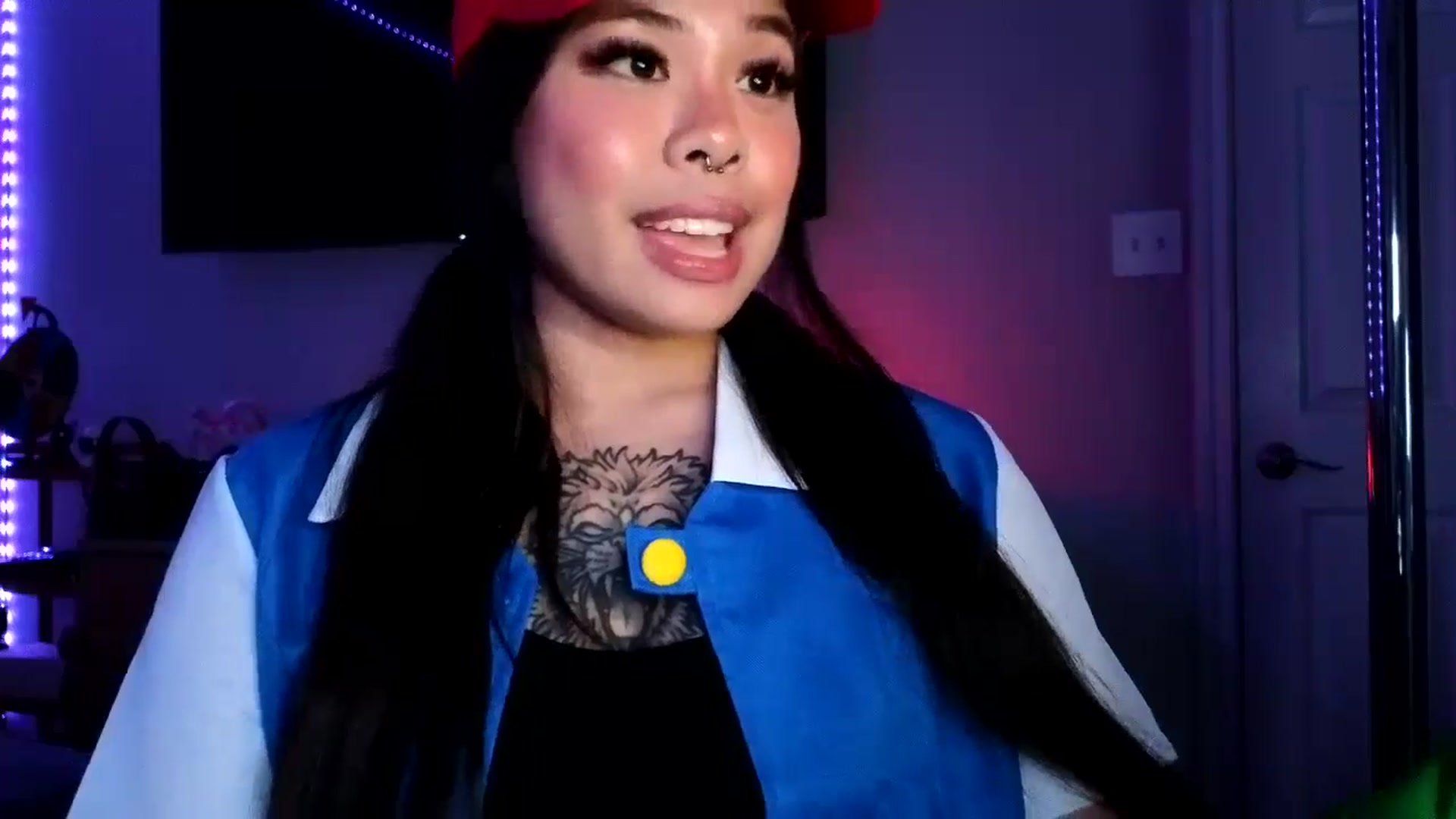 Gallery image thumbnail from dolllface's myfreecams stream on, 10/29/2024, 08:30 image 8 of 20