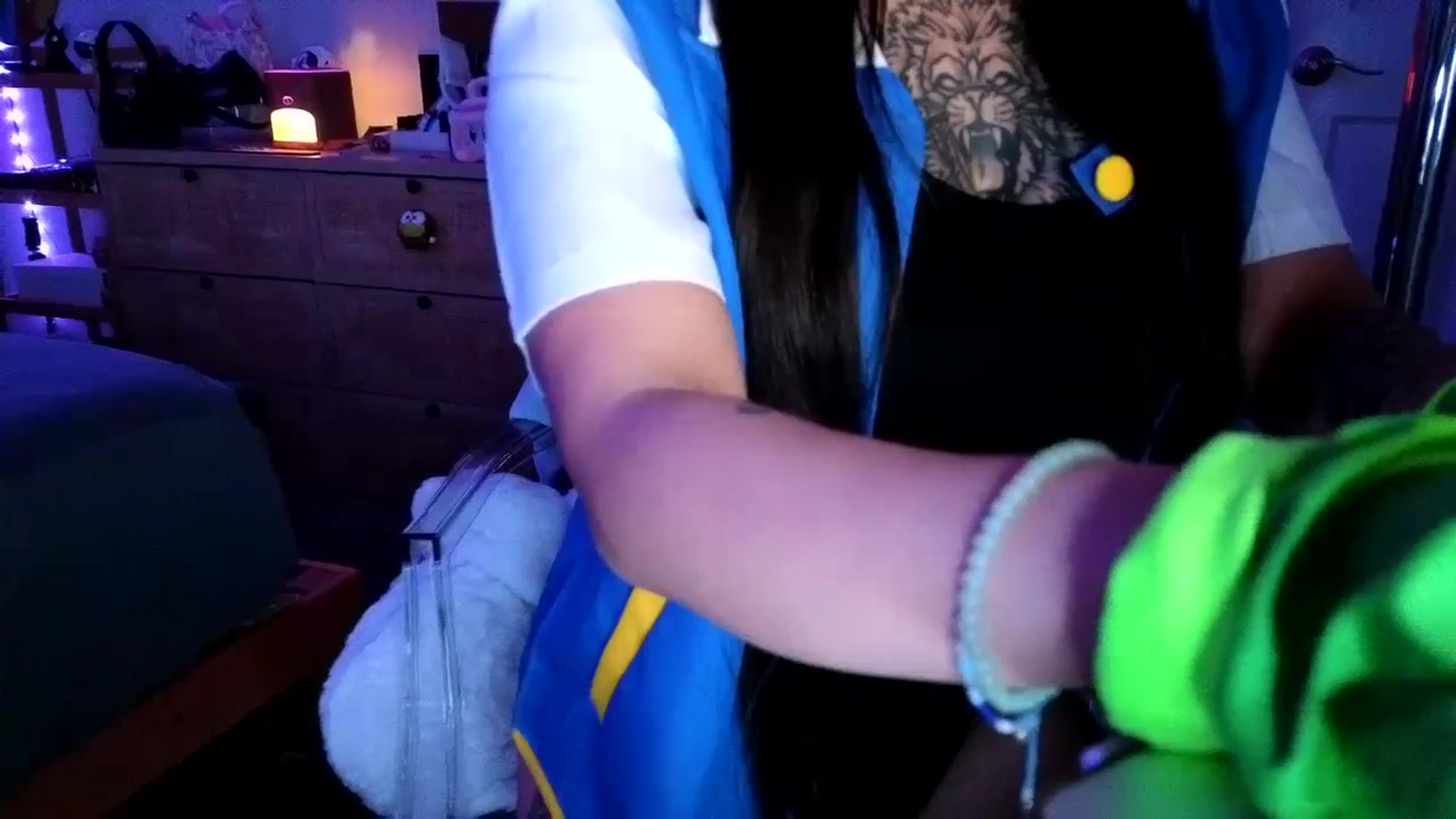 Gallery image thumbnail from dolllface's myfreecams stream on, 10/29/2024, 08:30 image 16 of 20
