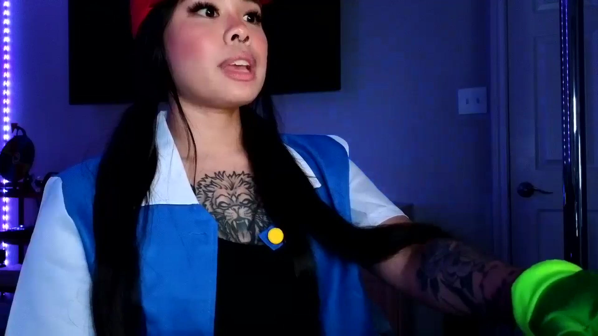 Gallery image thumbnail from dolllface's myfreecams stream on, 10/29/2024, 08:30 image 11 of 20