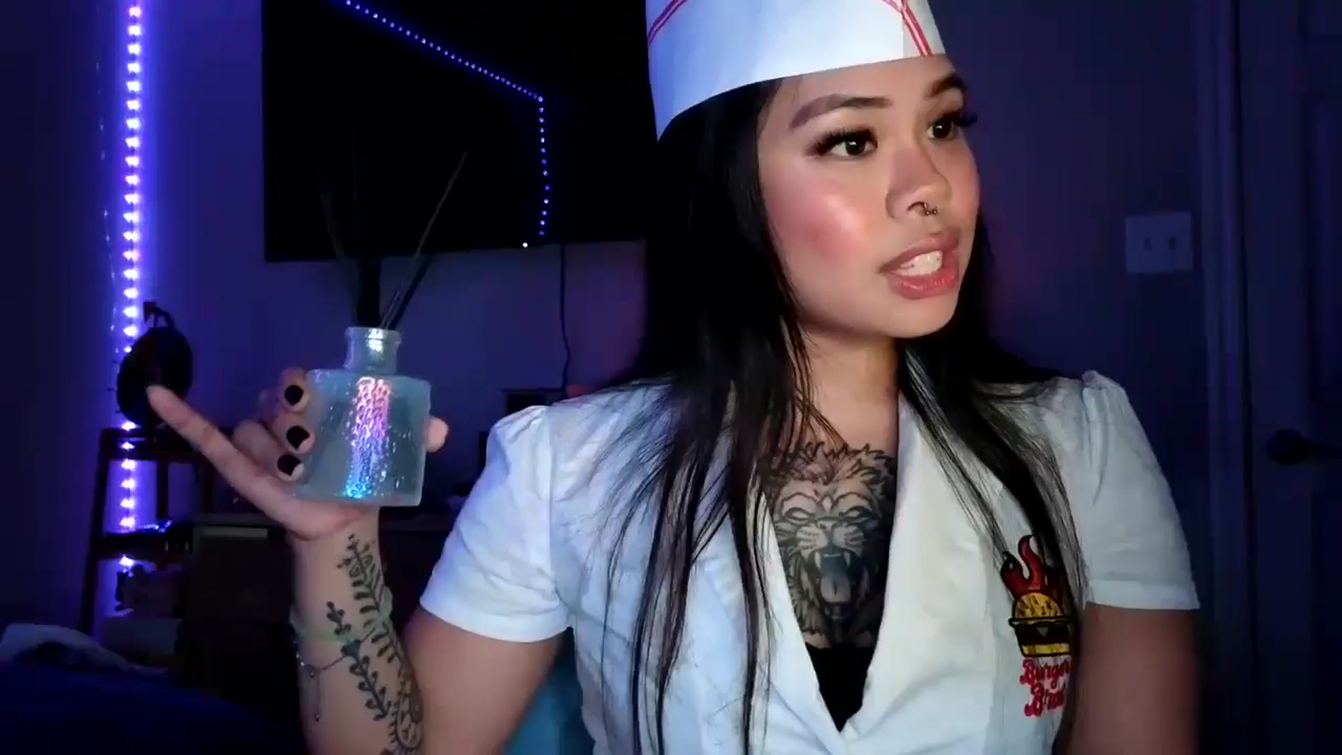Gallery image thumbnail from dolllface's myfreecams stream on, 10/30/2024, 07:27 image 15 of 20