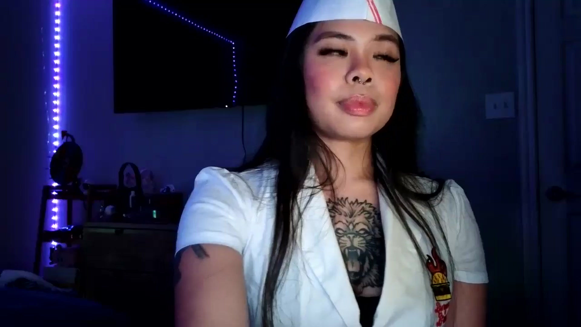 Gallery image thumbnail from dolllface's myfreecams stream on, 10/30/2024, 07:27 image 14 of 20