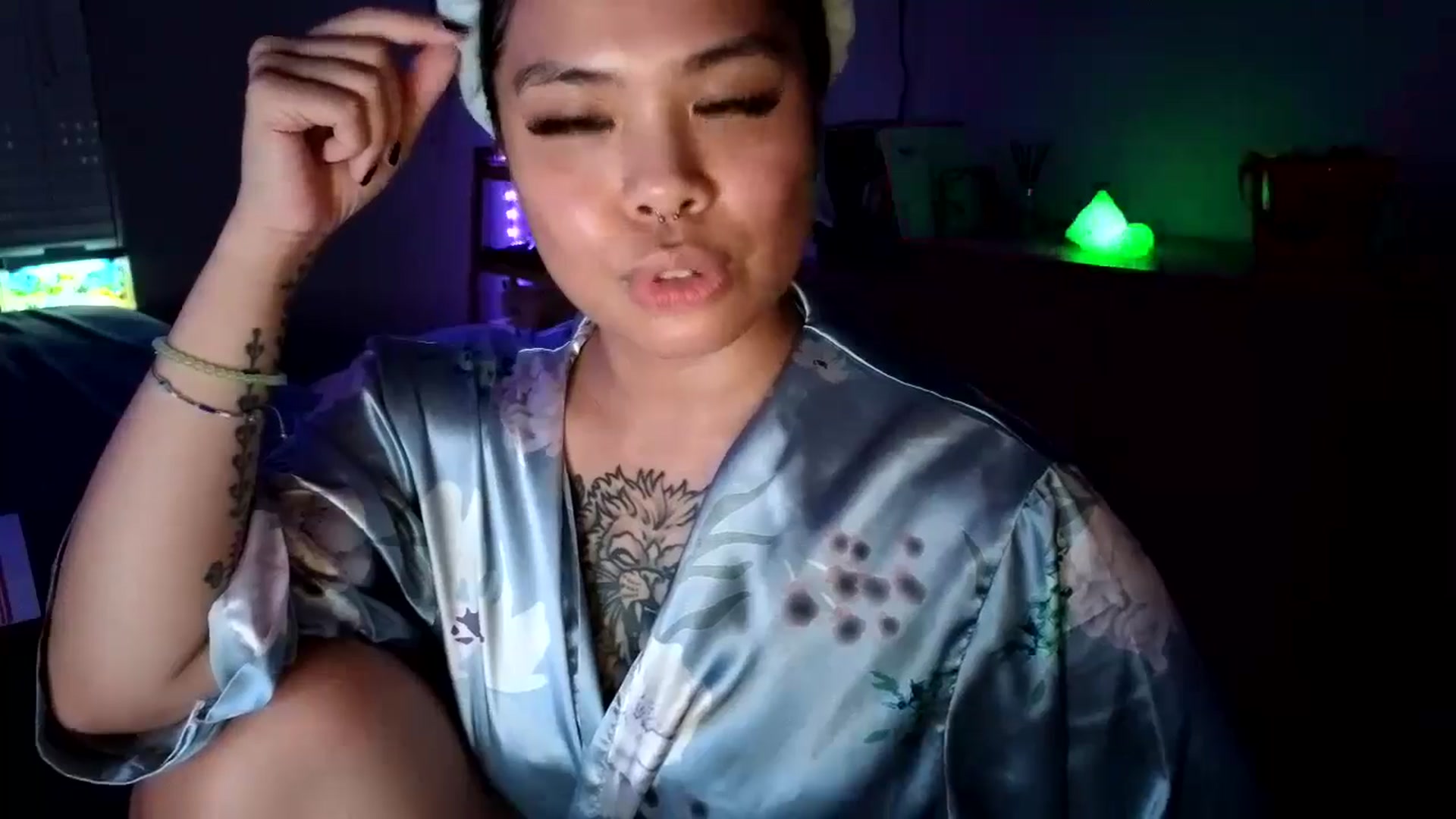 Gallery image thumbnail from dolllface's myfreecams stream on, 10/30/2024, 08:40 image 19 of 20