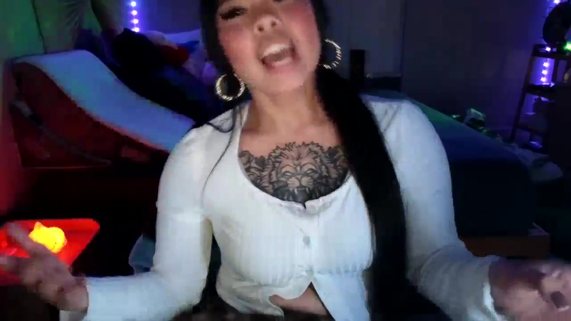 Gallery image thumbnail from dolllface's myfreecams stream on, 11/03/2024, 08:28 image 7 of 20